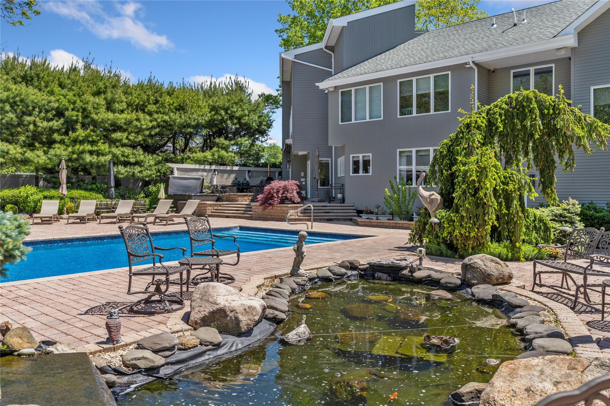Single Family Crick Holly  Suffolk County, NY 11730, MLS-837222-13