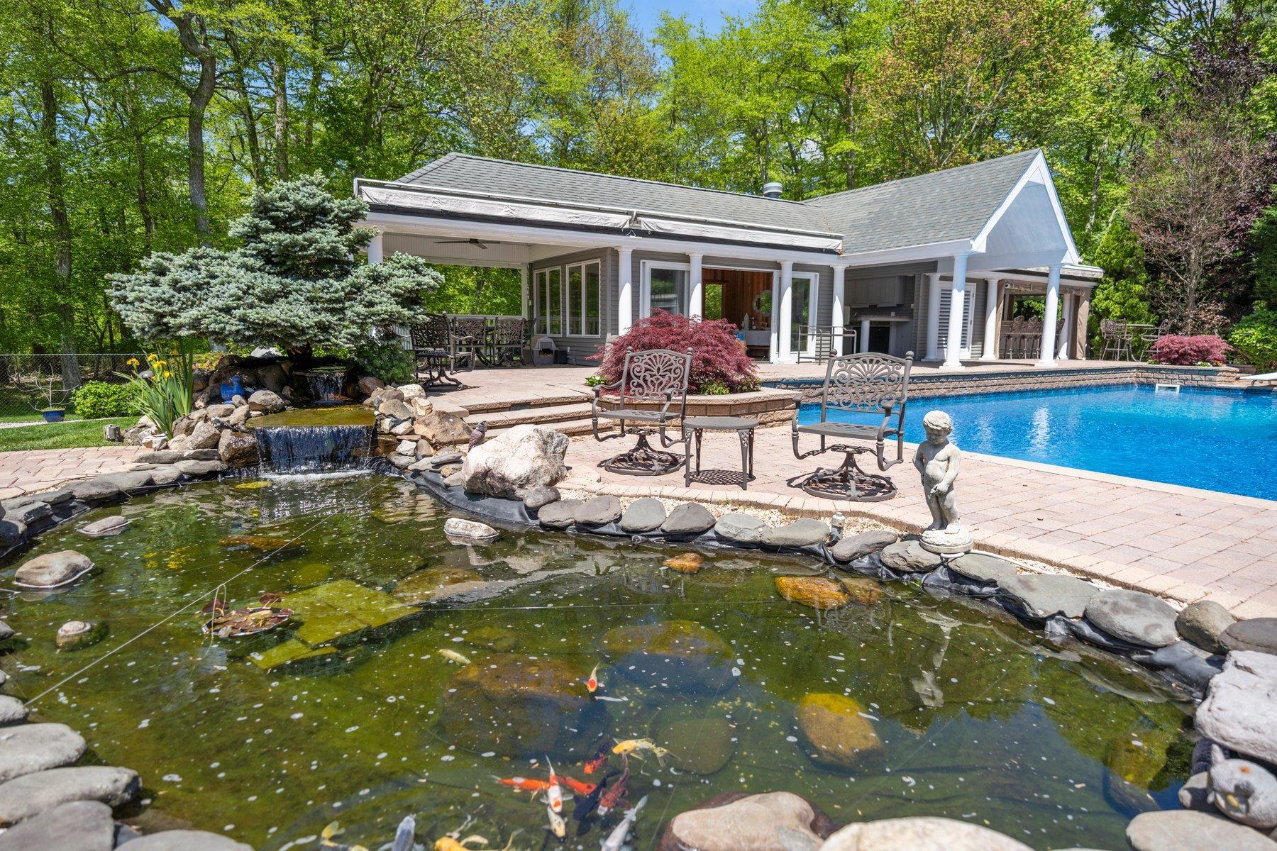 Single Family Crick Holly  Suffolk County, NY 11730, MLS-837222-15