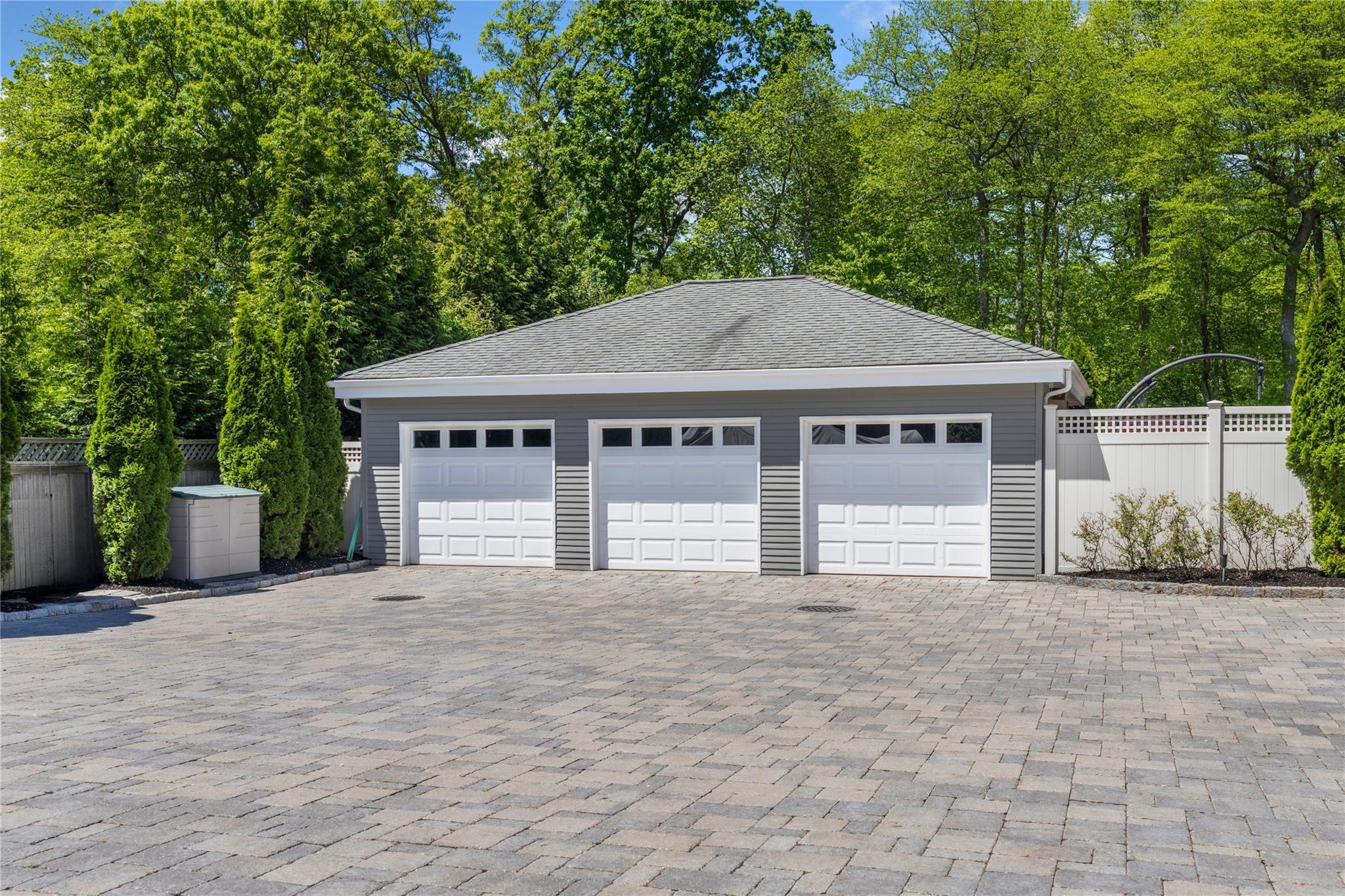 Single Family Crick Holly  Suffolk County, NY 11730, MLS-837222-23