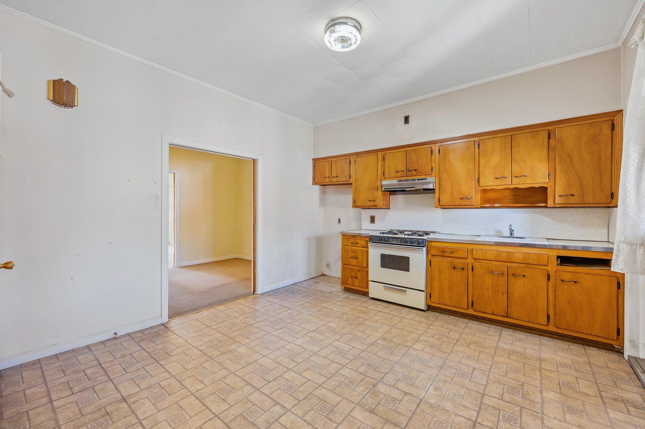 Single Family Withers  Brooklyn, NY 11211, MLS-837226-3