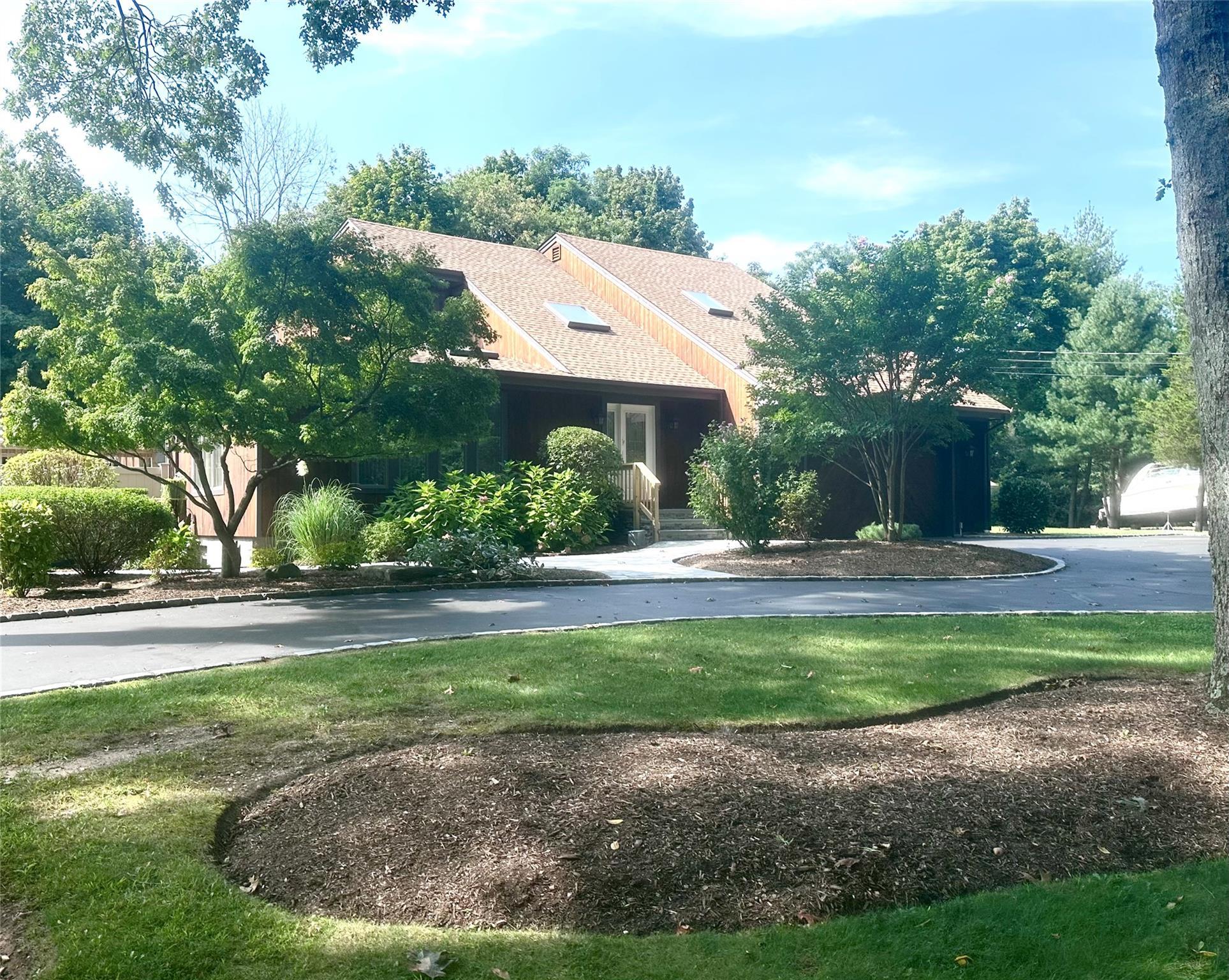 Single Family Hoffman  Suffolk County, NY 11788, MLS-837227-15