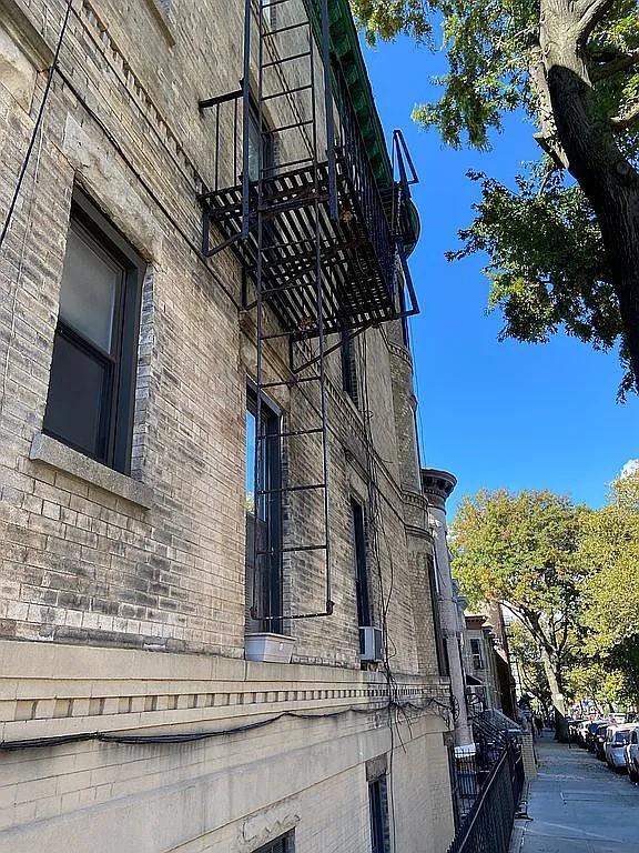Commercial Sale 6  Brooklyn, NY 11220, MLS-837237-4