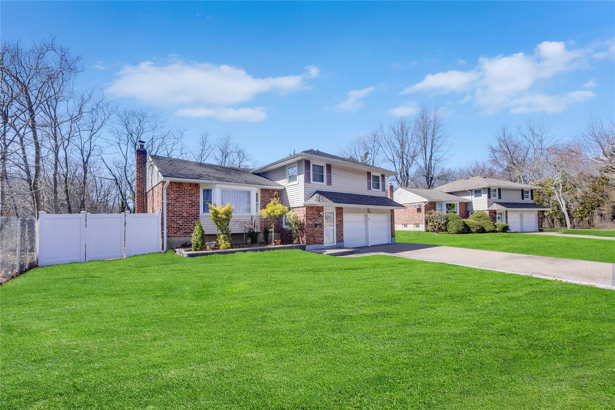 Single Family Carol  Nassau County, NY 11714, MLS-837263-2