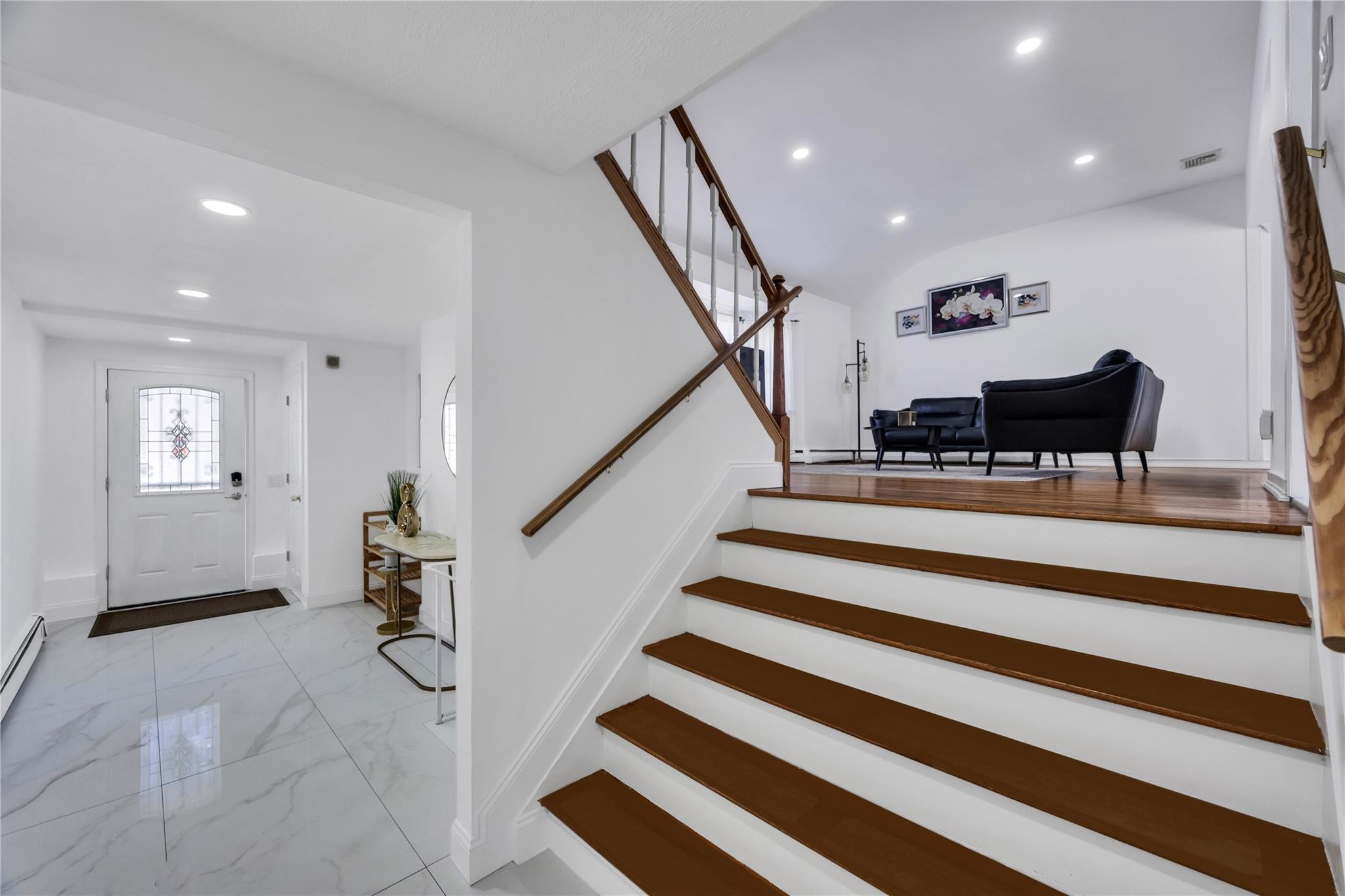Single Family Carol  Nassau County, NY 11714, MLS-837263-38