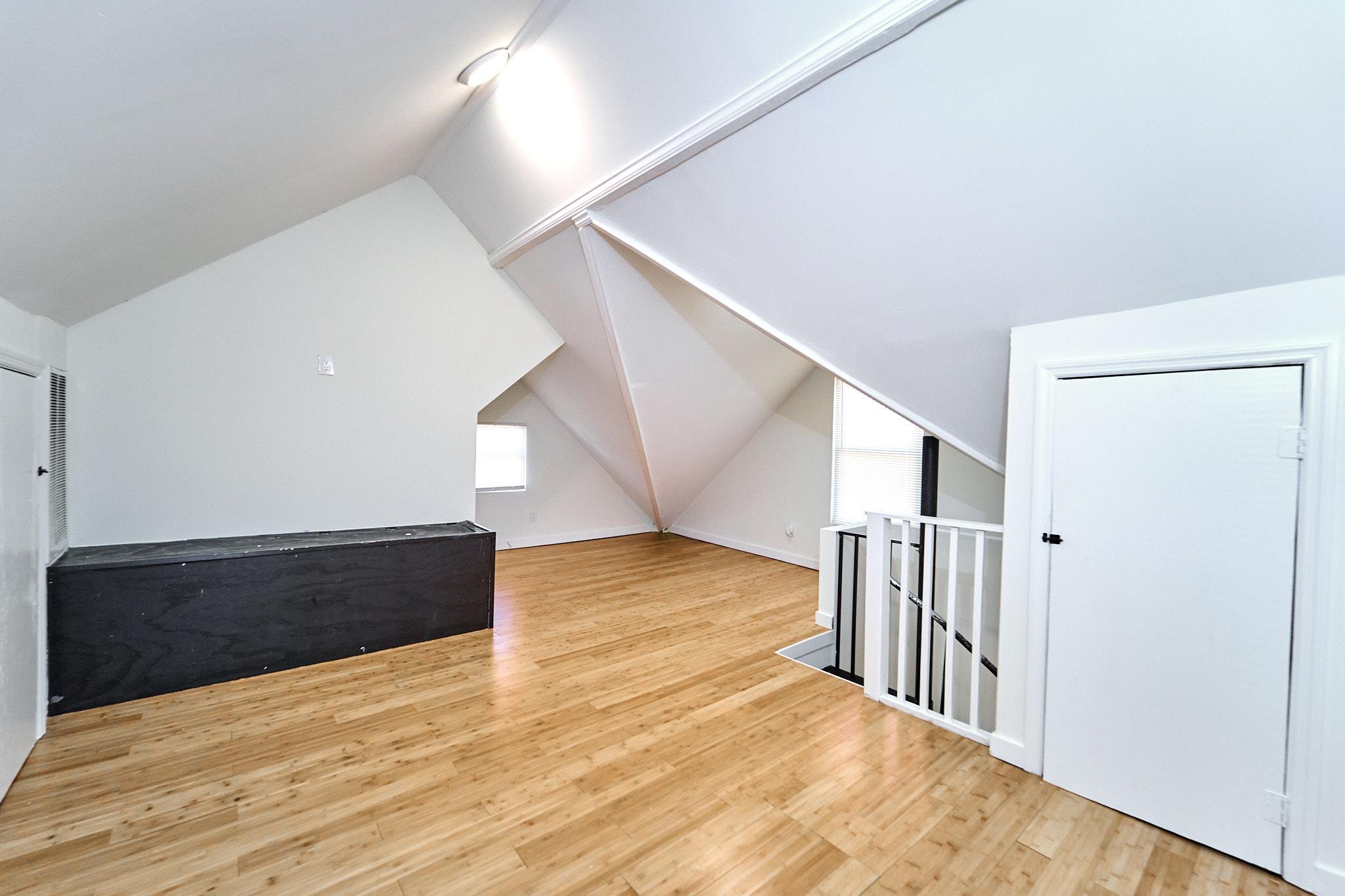 Single Family Westside  Nassau County, NY 11520, MLS-837301-26