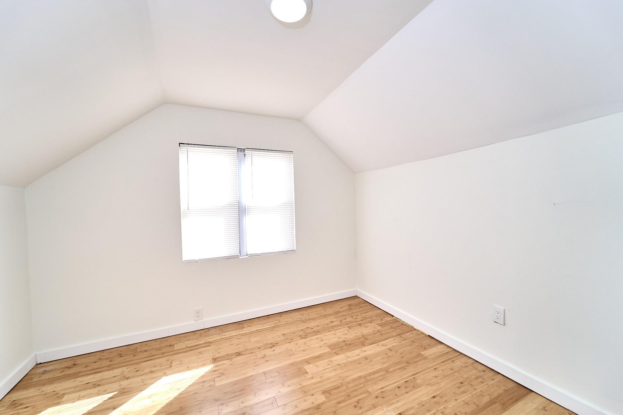 Single Family Westside  Nassau County, NY 11520, MLS-837301-28