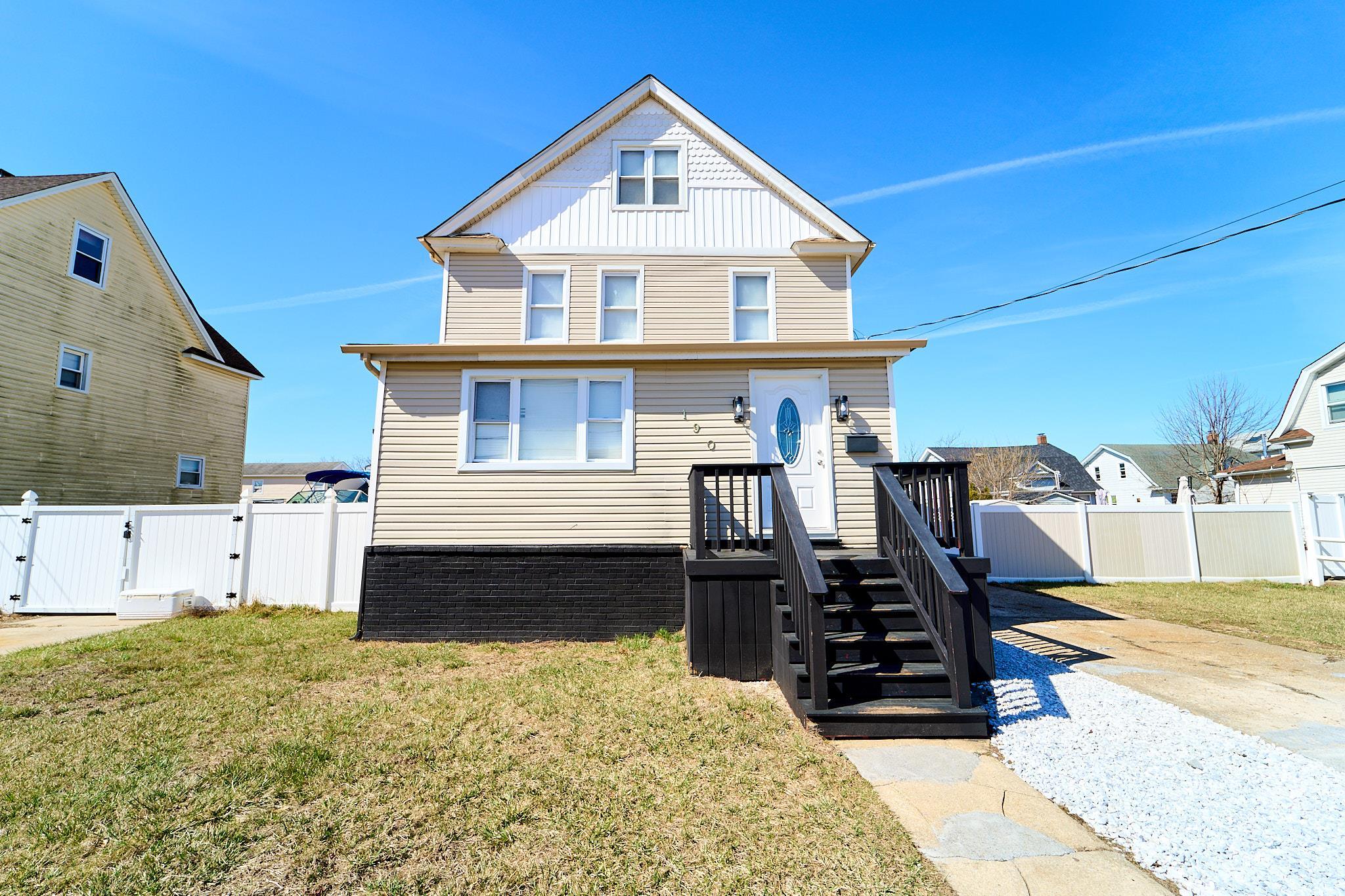 Single Family Westside  Nassau County, NY 11520, MLS-837301-30
