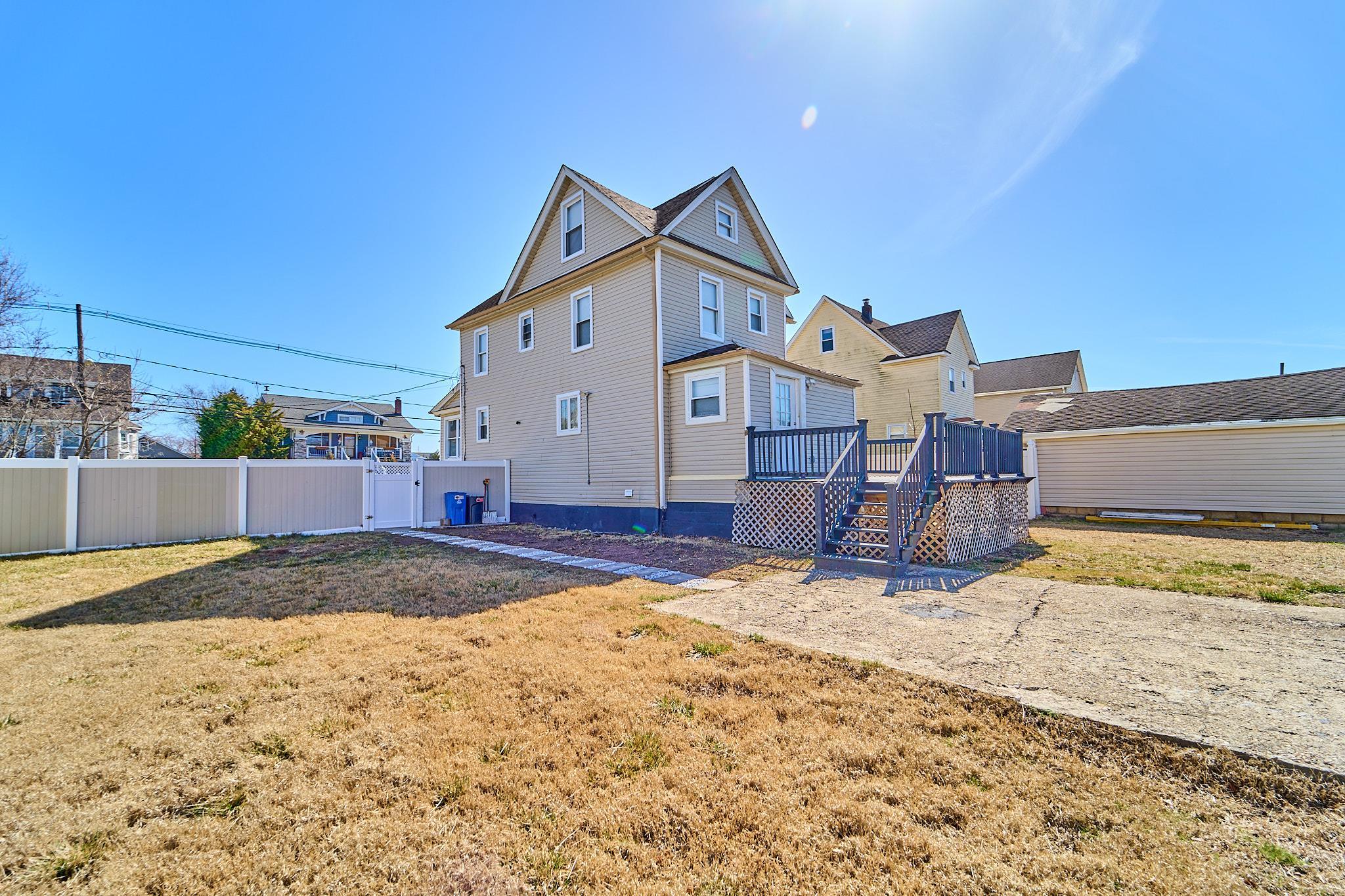 Single Family Westside  Nassau County, NY 11520, MLS-837301-31