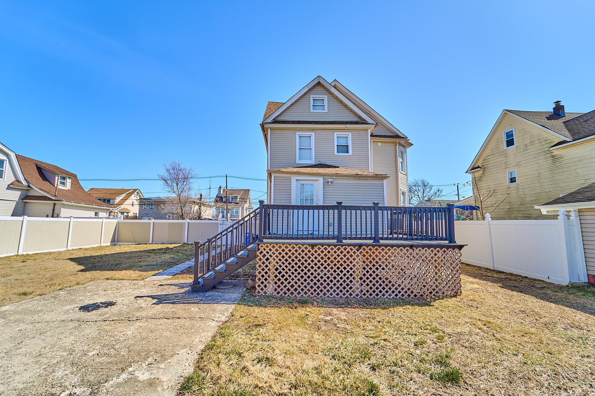 Single Family Westside  Nassau County, NY 11520, MLS-837301-32