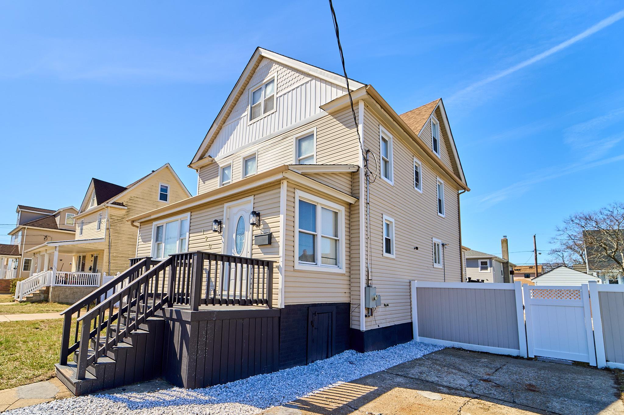 Single Family Westside  Nassau County, NY 11520, MLS-837301-33