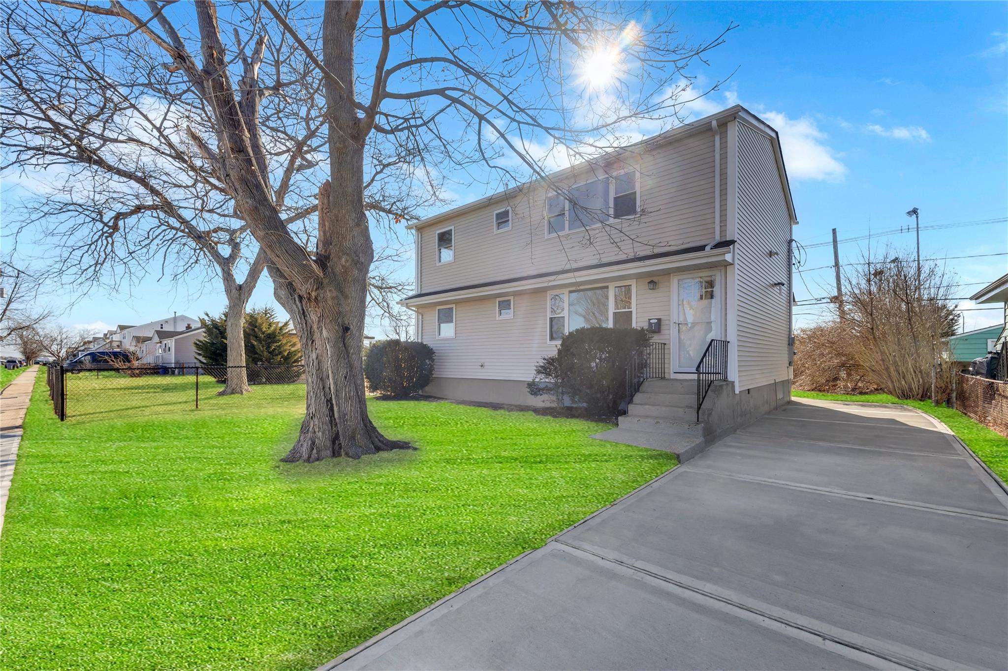Single Family Howard  Nassau County, NY 11520, MLS-837307-3