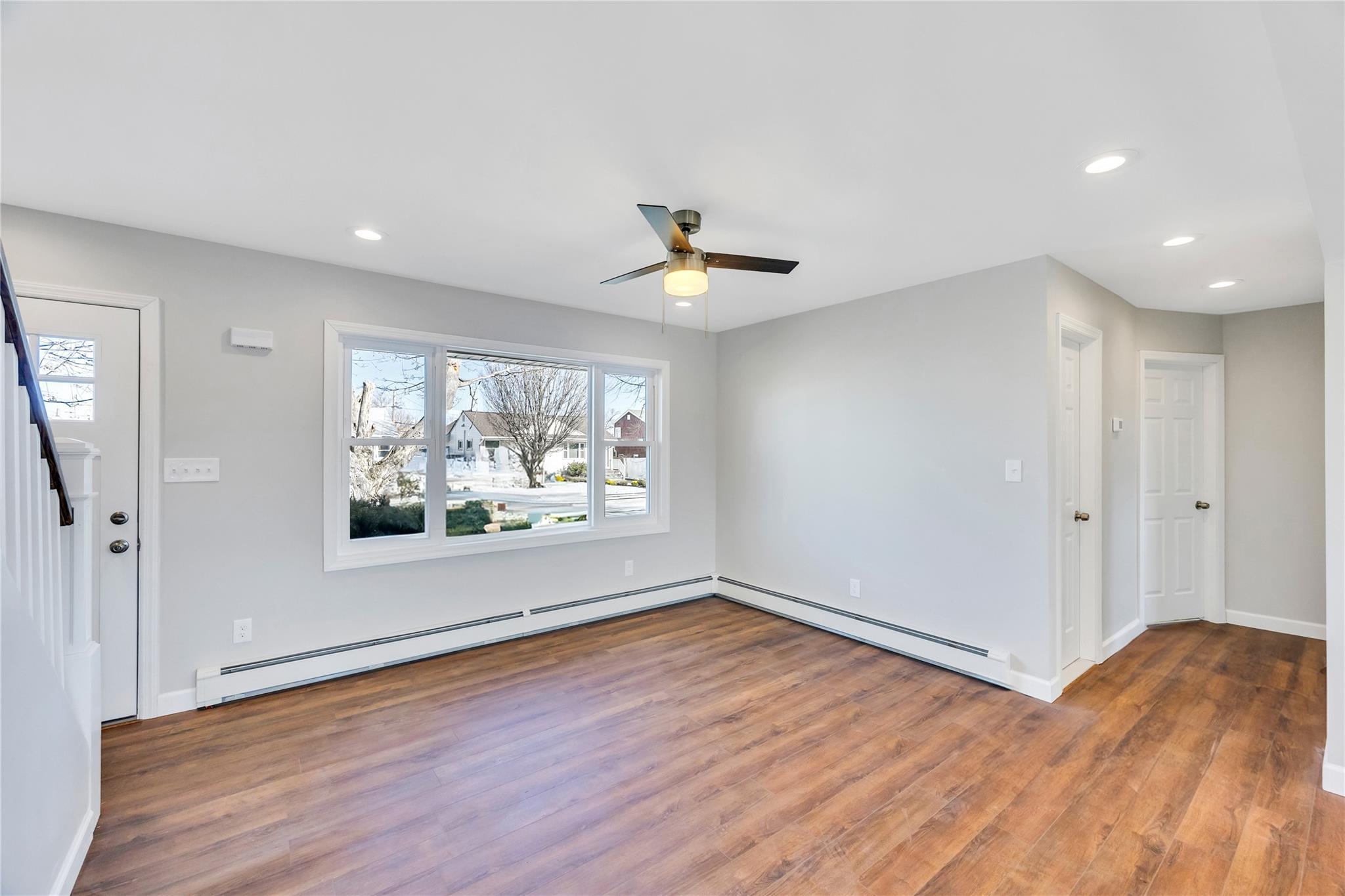 Single Family Howard  Nassau County, NY 11520, MLS-837307-7
