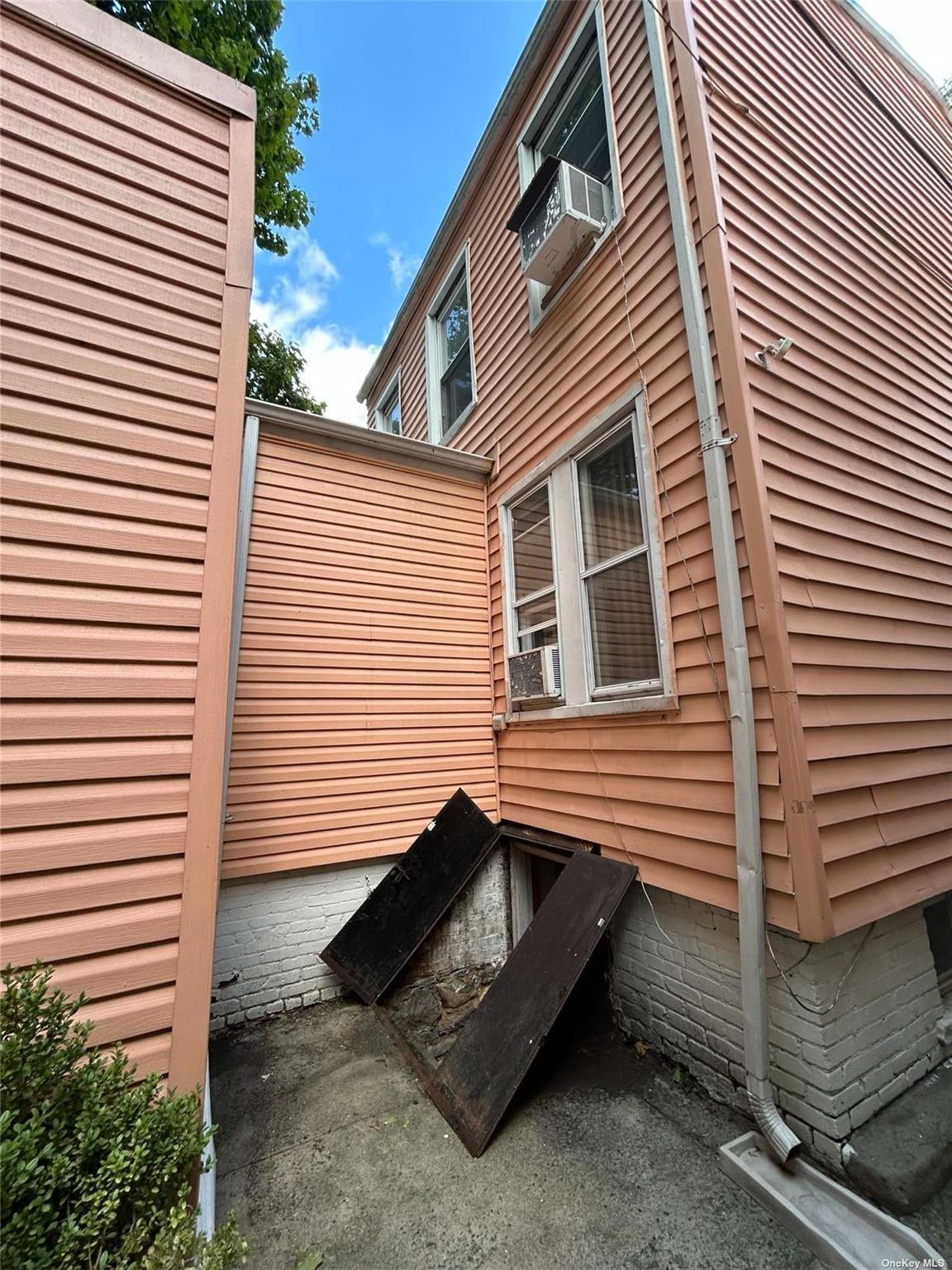 Single Family Miller  Brooklyn, NY 11207, MLS-837347-4