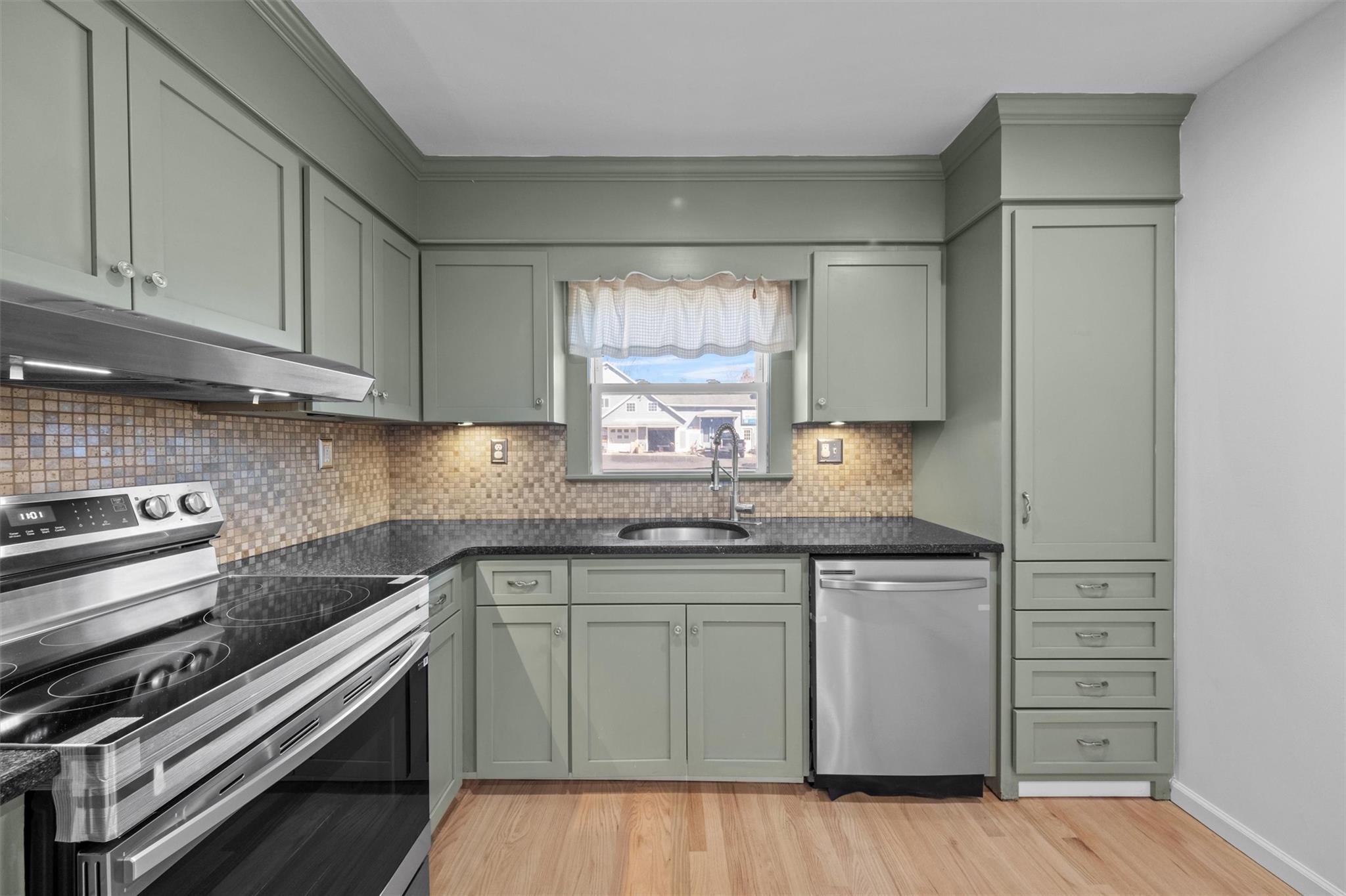 Single Family East  Orange County, NY 12589, MLS-837379-11
