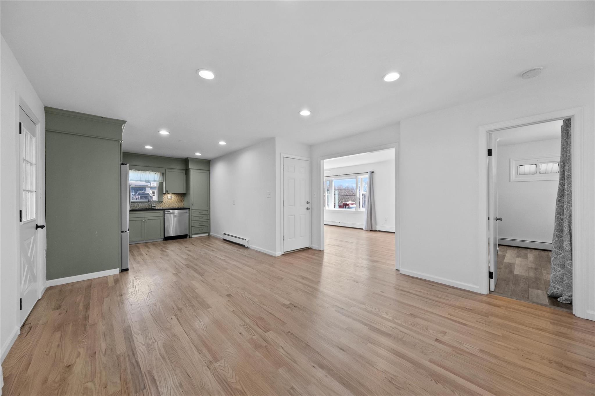 Single Family East  Orange County, NY 12589, MLS-837379-3