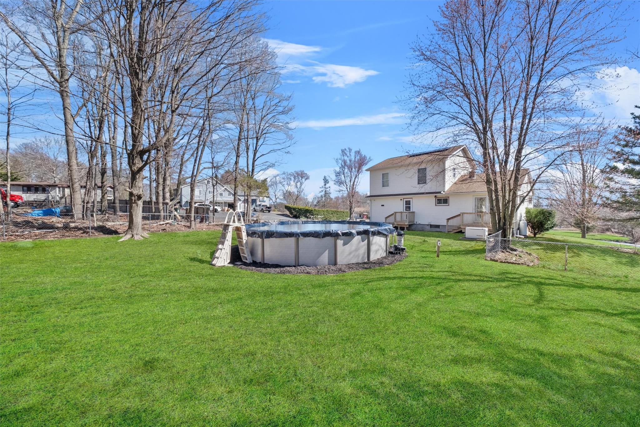 Single Family East  Orange County, NY 12589, MLS-837379-31