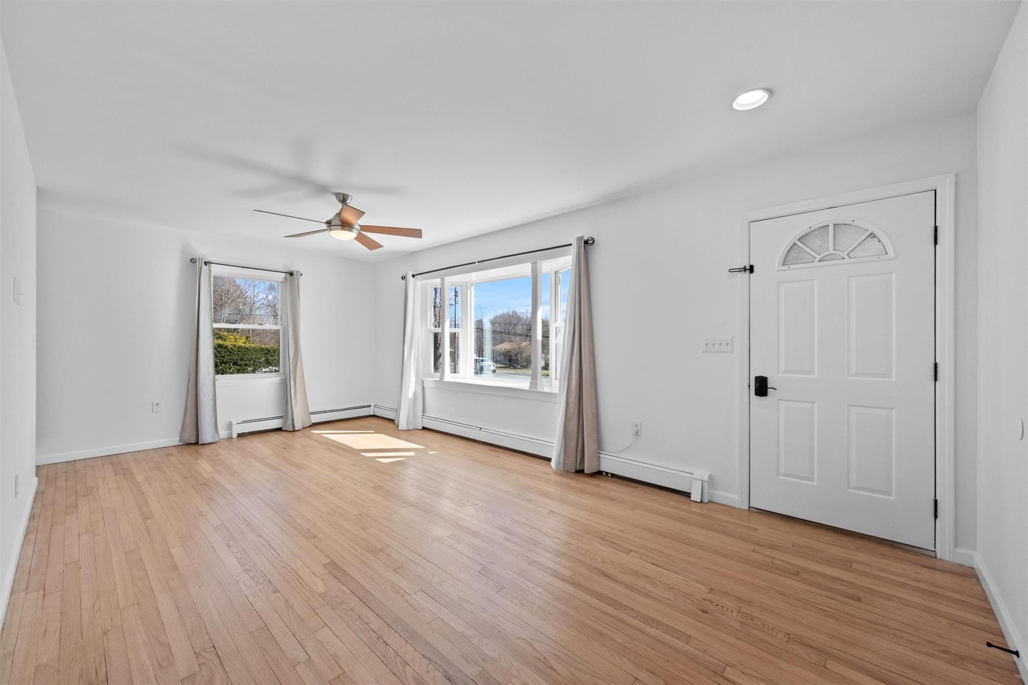 Single Family East  Orange County, NY 12589, MLS-837379-8