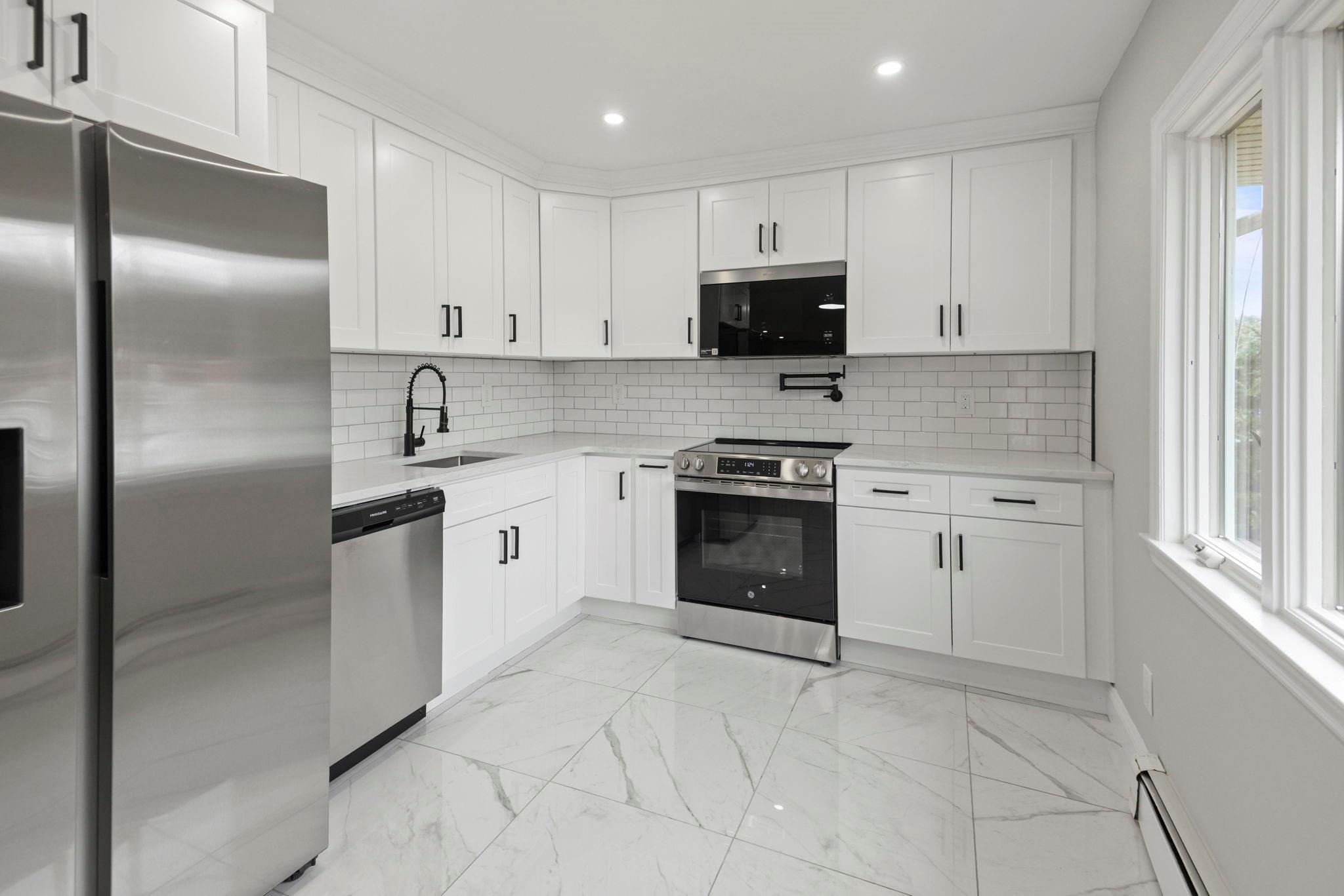 Single Family Cherry  Suffolk County, NY 11768, MLS-837415-10