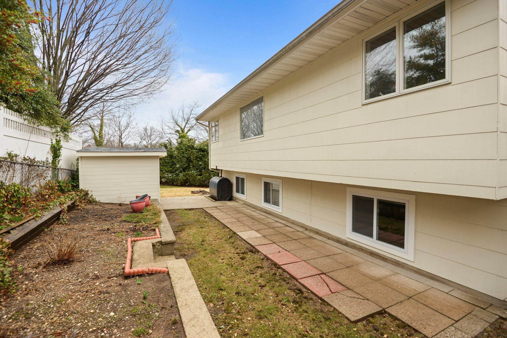 Single Family Cherry  Suffolk County, NY 11768, MLS-837415-5
