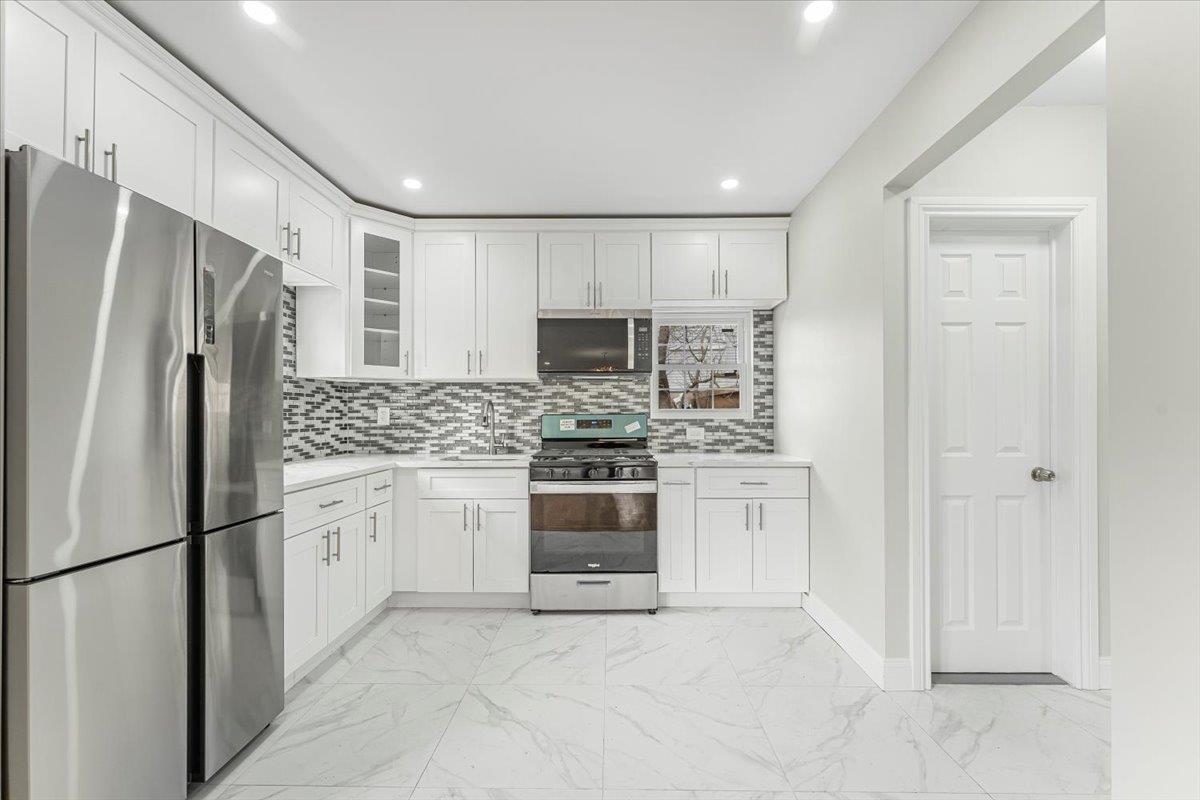 Single Family Chelsea  Westchester County, NY 10710, MLS-837474-11