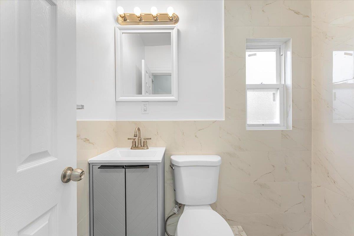 Single Family Chelsea  Westchester County, NY 10710, MLS-837474-12