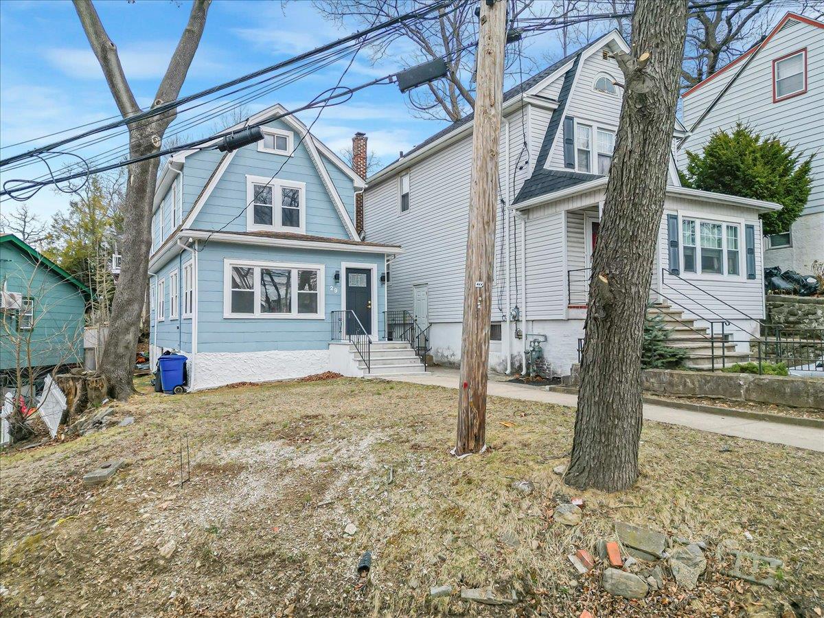 Single Family Chelsea  Westchester County, NY 10710, MLS-837474-24