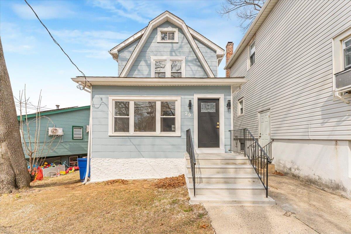 Single Family Chelsea  Westchester County, NY 10710, MLS-837474-3
