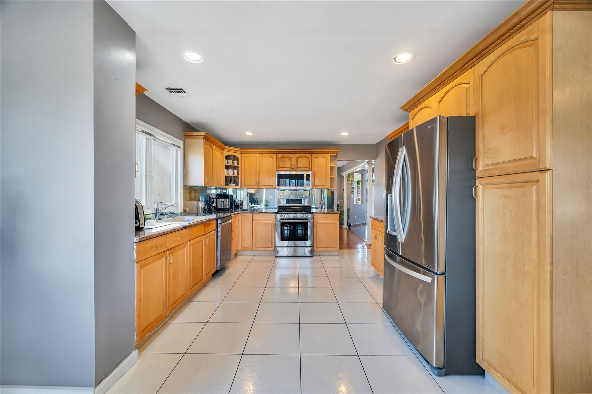 Single Family Wentworth  Nassau County, NY 11507, MLS-837504-15