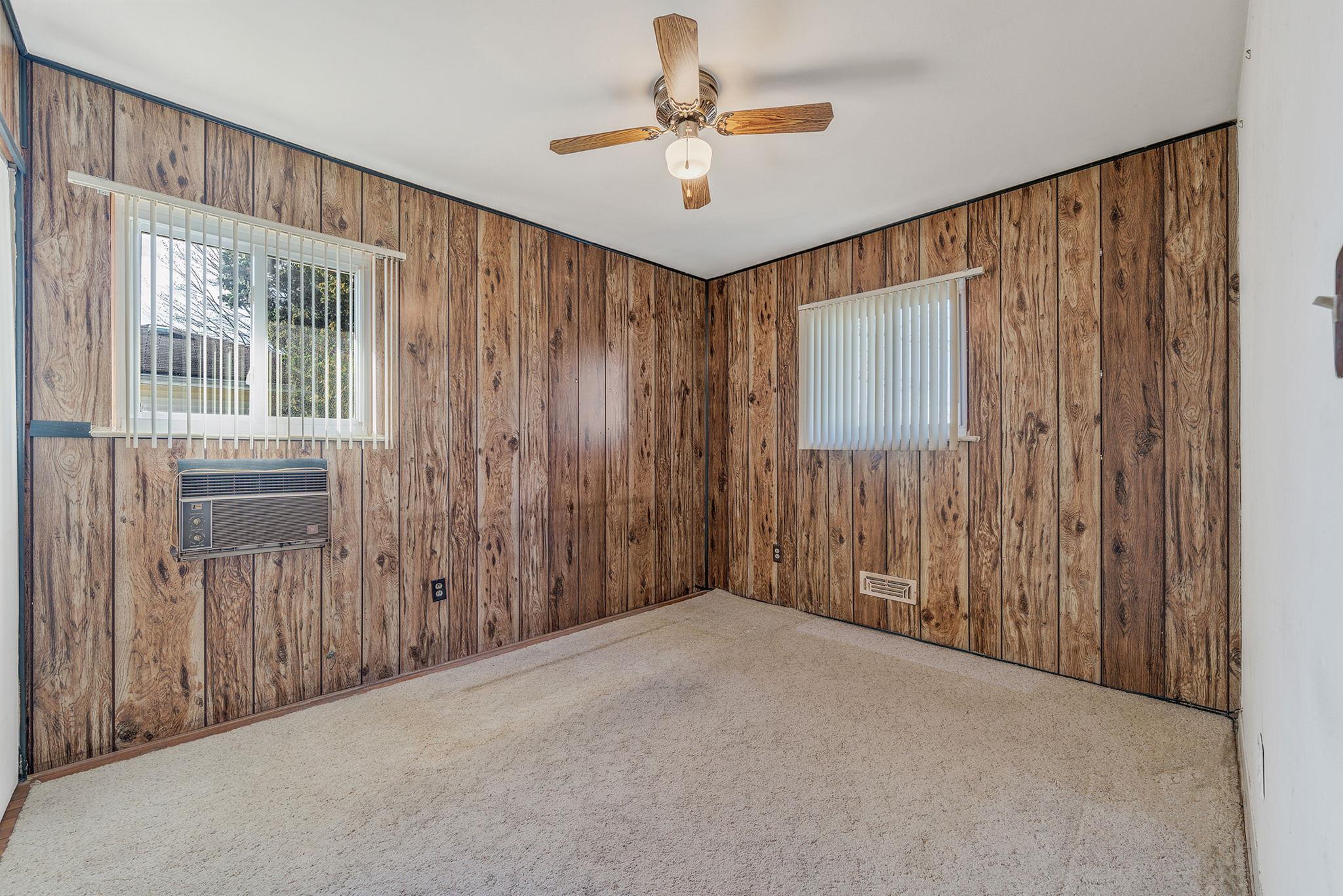 Single Family 17th  Suffolk County, NY 11729, MLS-837524-17