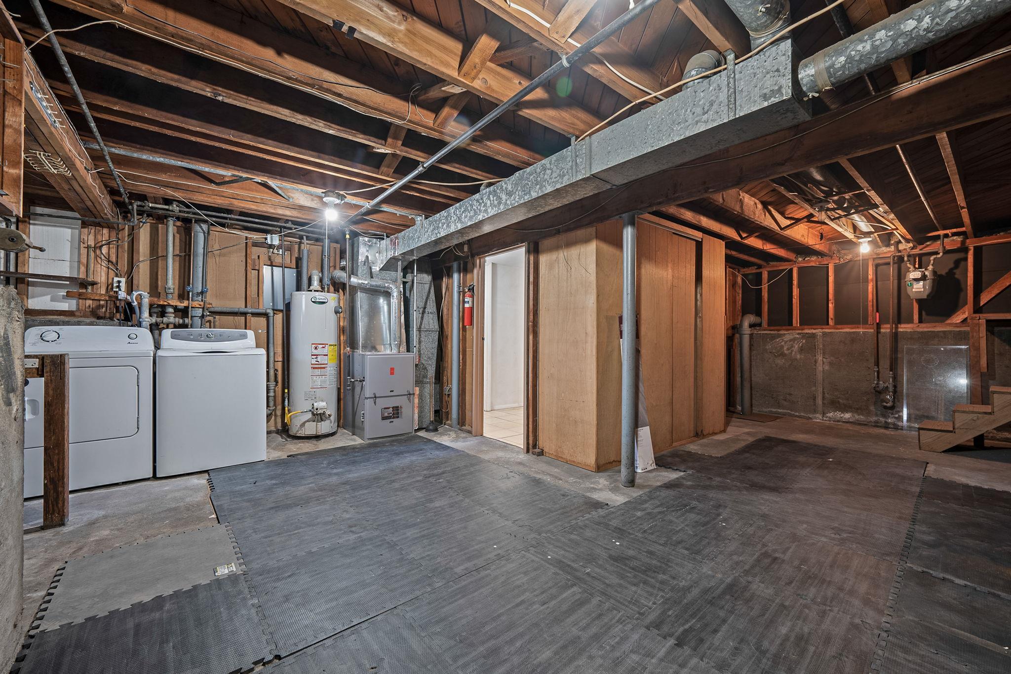 Single Family 17th  Suffolk County, NY 11729, MLS-837524-25