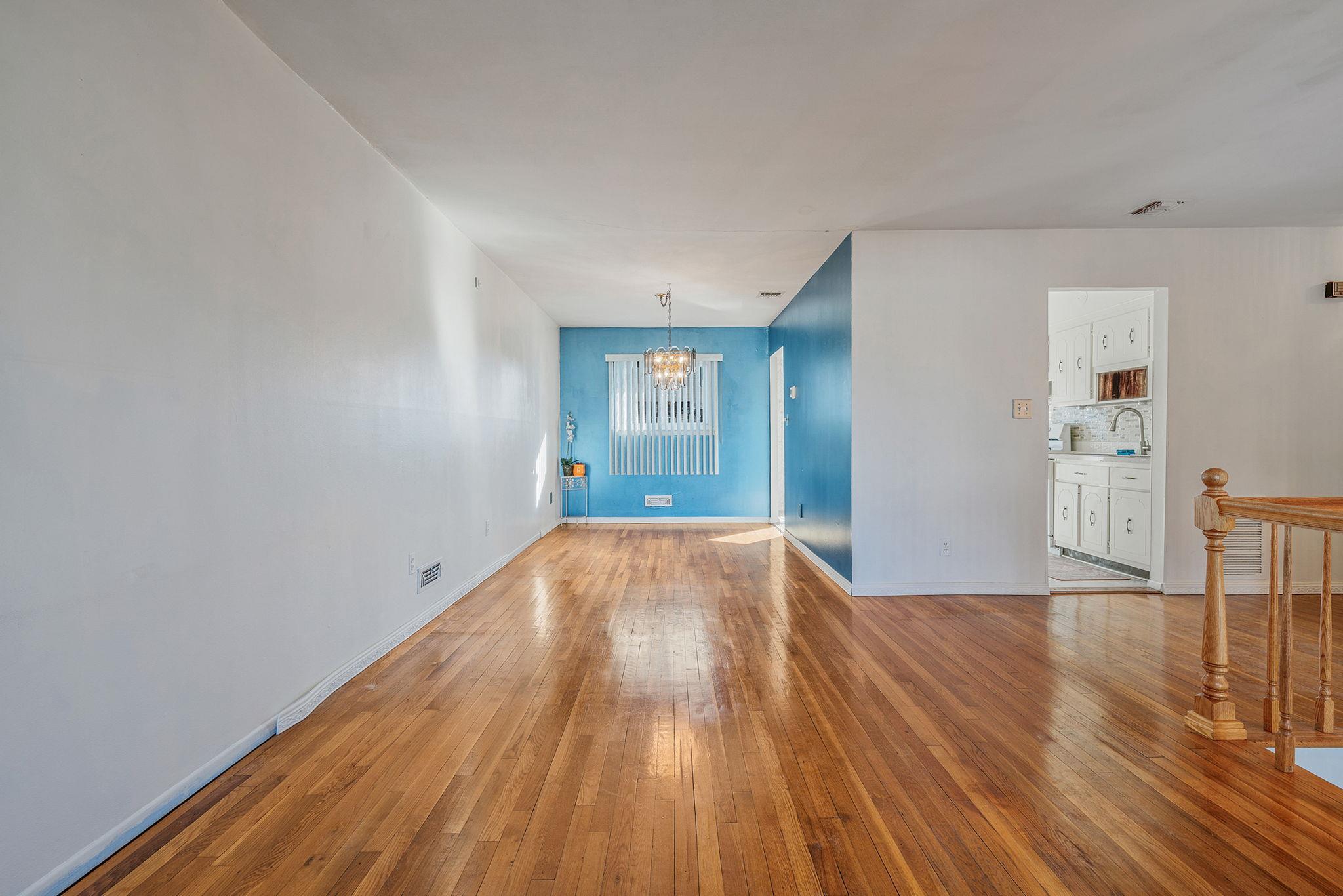 Single Family 17th  Suffolk County, NY 11729, MLS-837524-8
