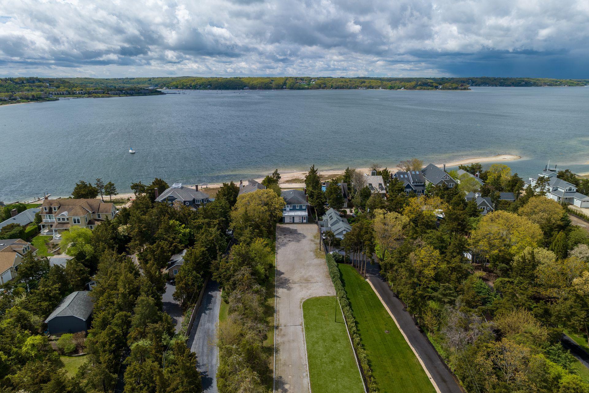 Single Family Asharoken  Suffolk County, NY 11768, MLS-837531-31