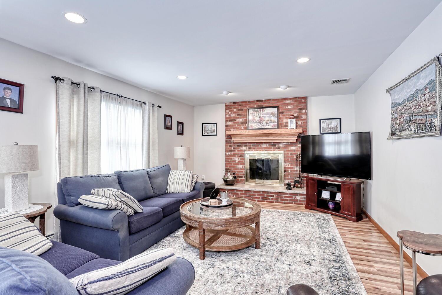 Single Family Mohawk  Rockland County, NY 10980, MLS-837553-8