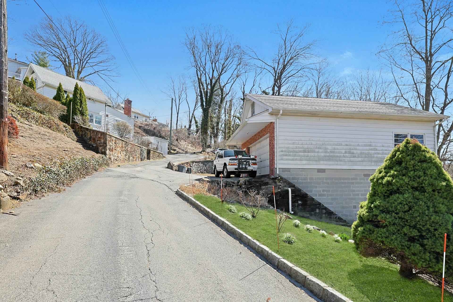 Single Family Burnsdale  Westchester County, NY 10595, MLS-837625-22