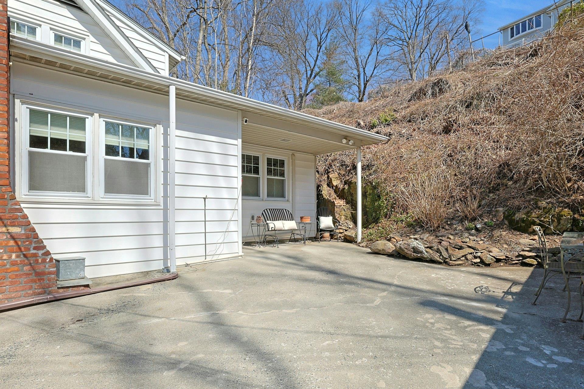 Single Family Burnsdale  Westchester County, NY 10595, MLS-837625-4