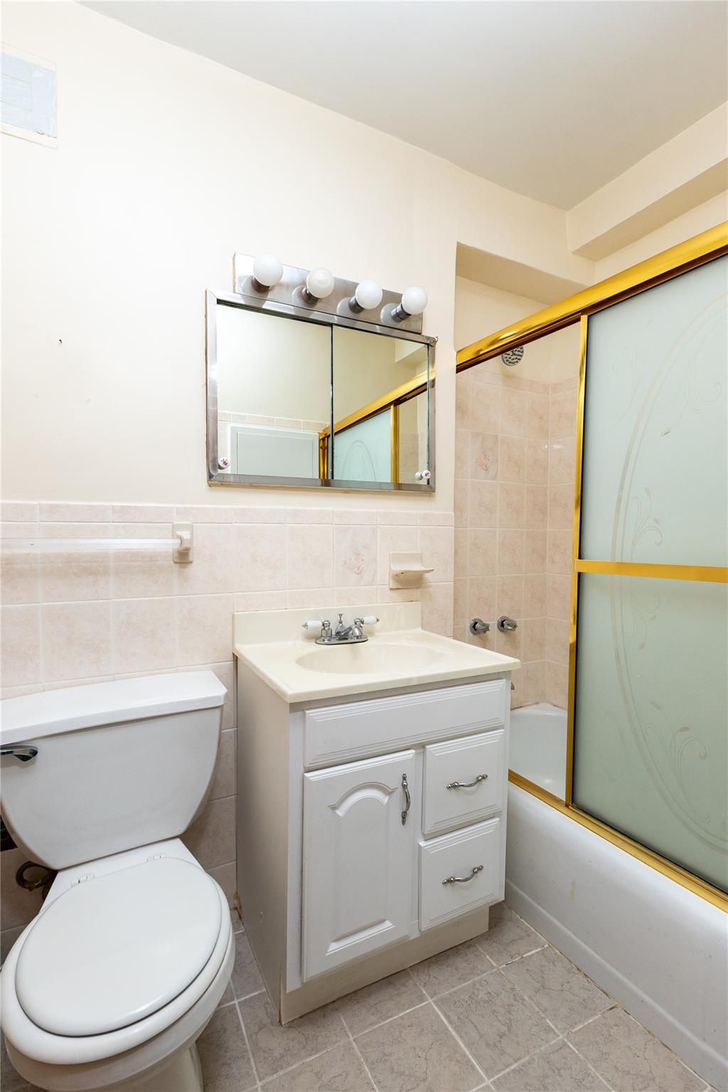 Coop Arlington  Bronx, NY 10471, MLS-837626-8