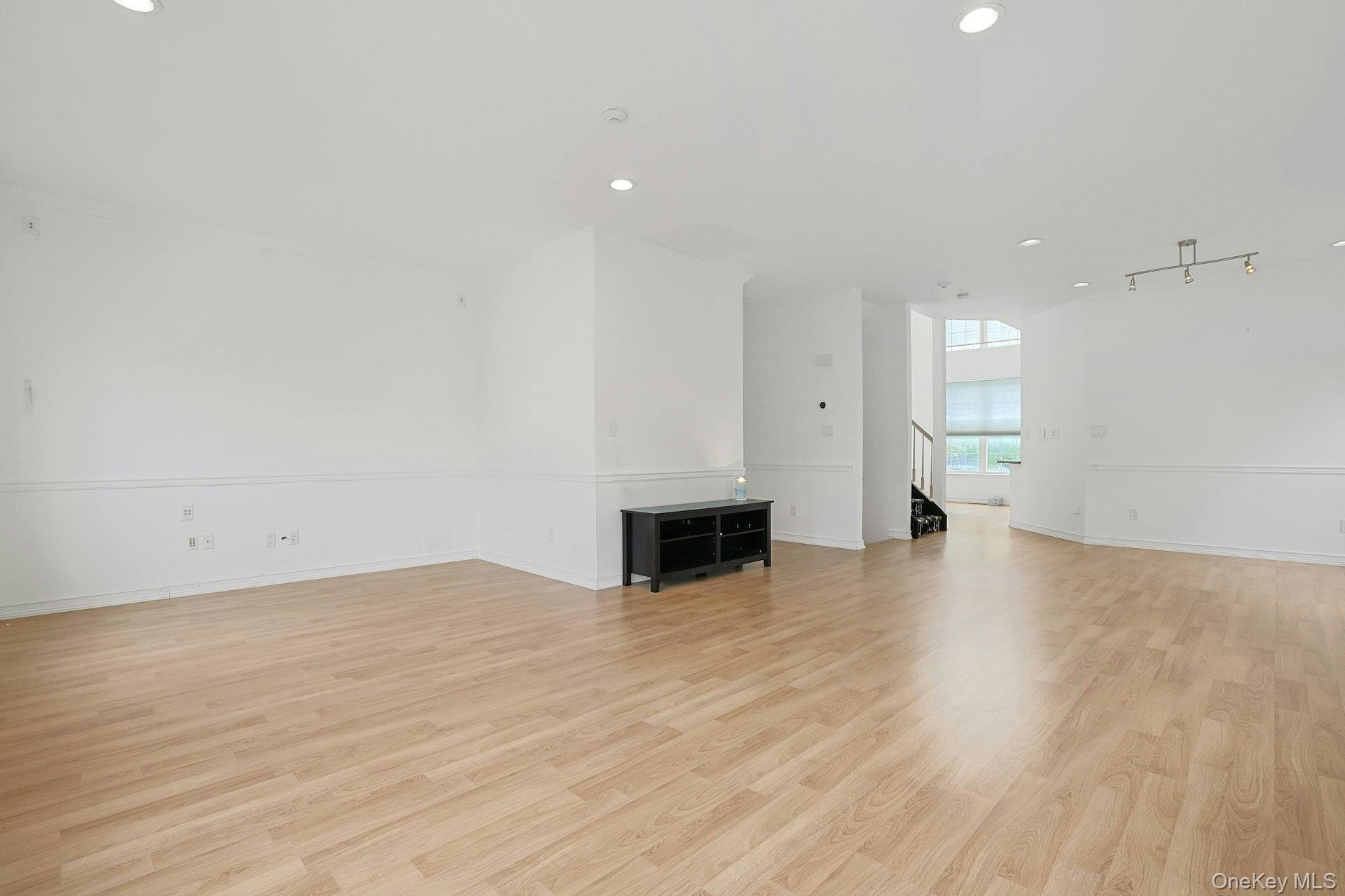 Single Family Meadow Rockland County, NY 10954, MLS-837633-9