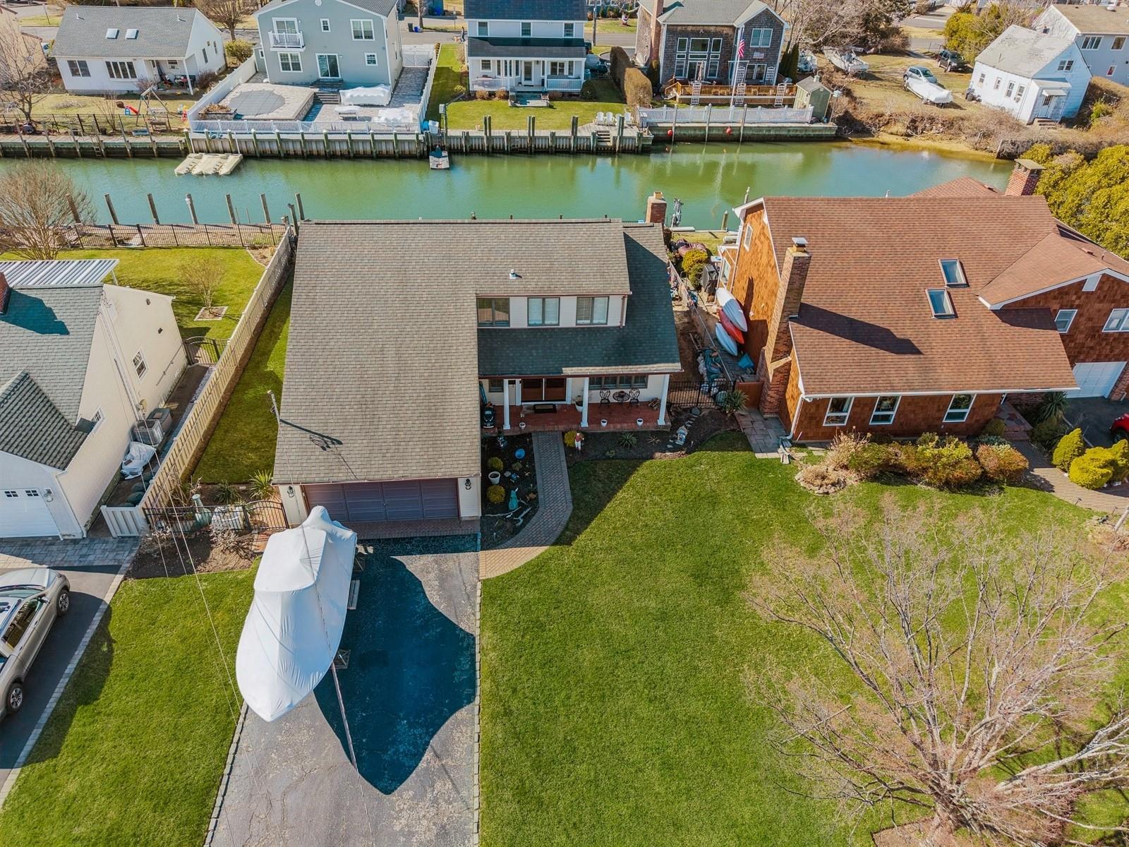 Single Family Braham  Suffolk County, NY 11701, MLS-837649-30