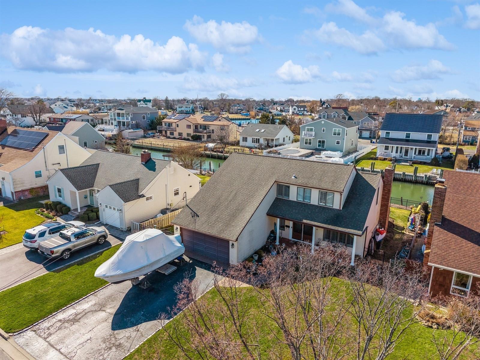 Single Family Braham  Suffolk County, NY 11701, MLS-837649-33