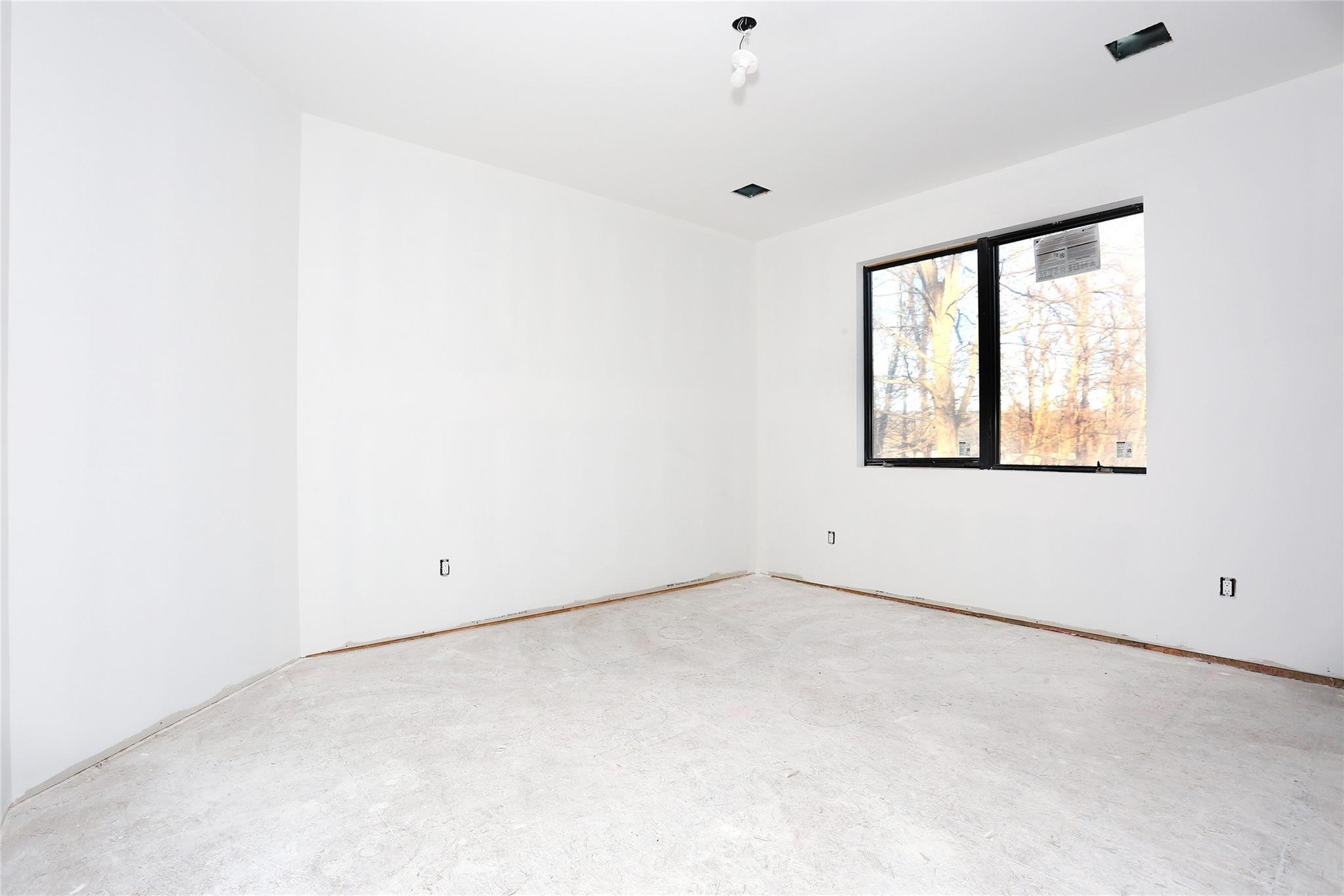 Single Family Spook Rock  Rockland County, NY 10901, MLS-837656-21