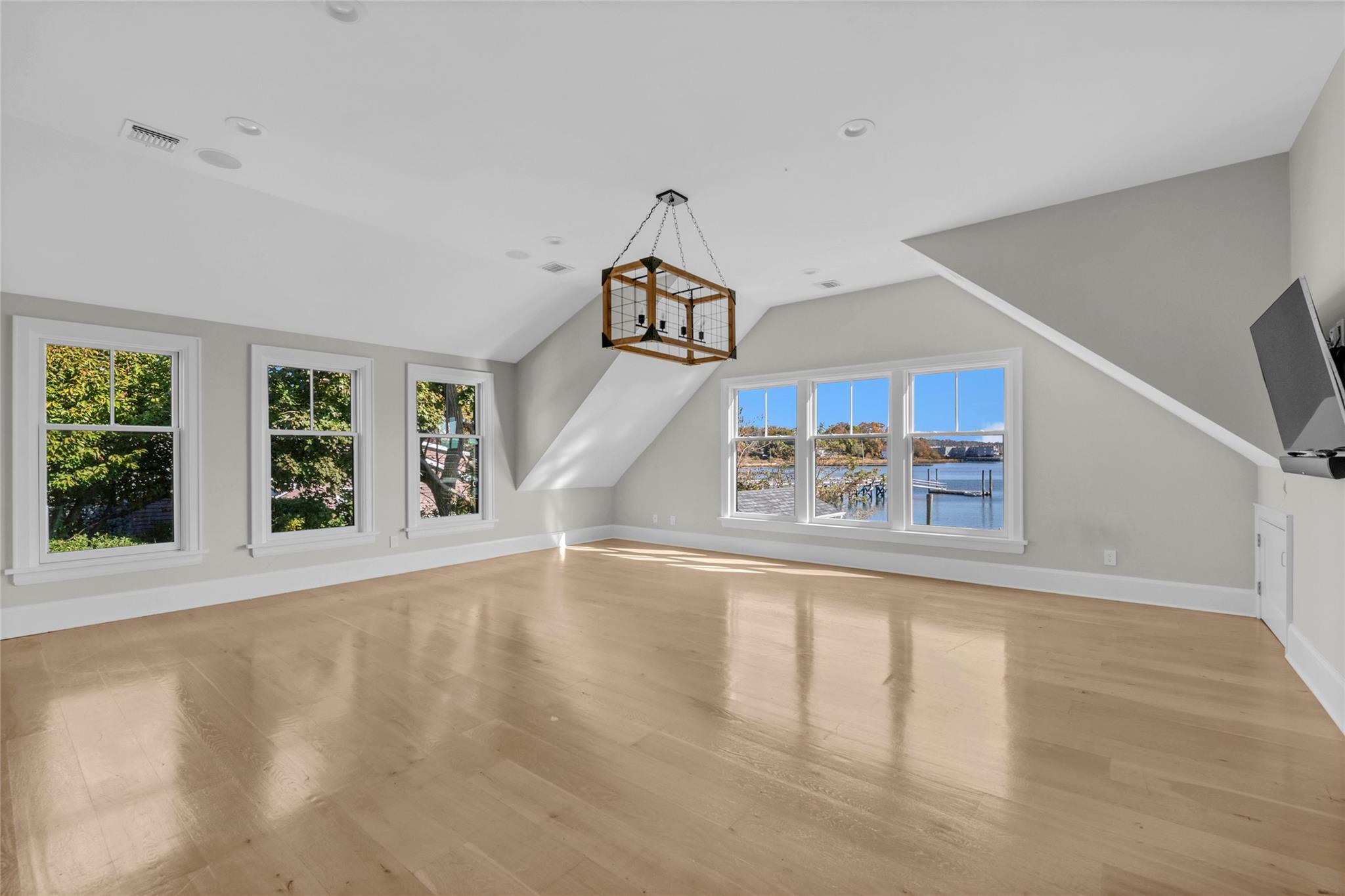 Single Family Plum Beach Point  Nassau County, NY 11050, MLS-837691-10