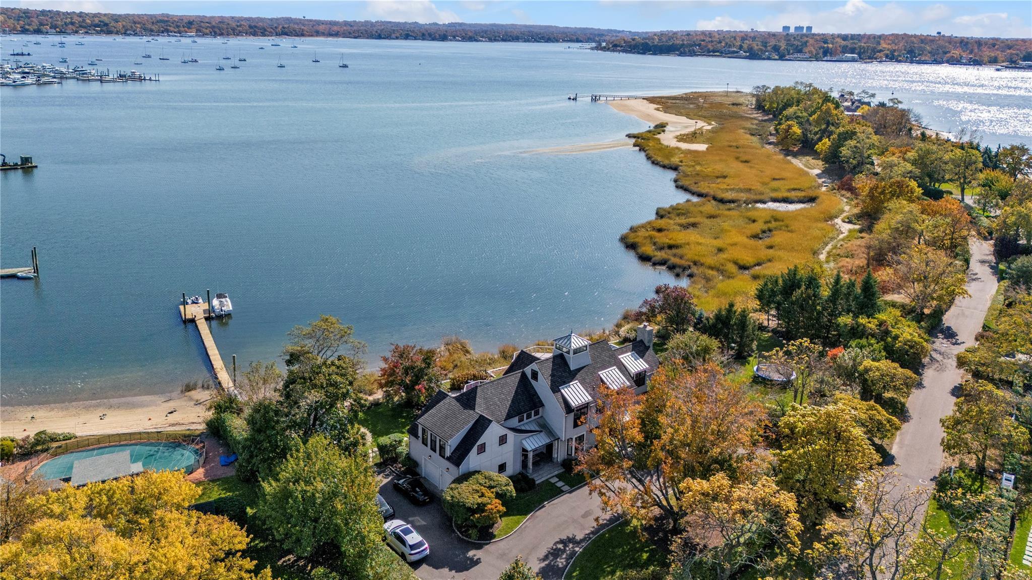 Single Family Plum Beach Point  Nassau County, NY 11050, MLS-837691-4