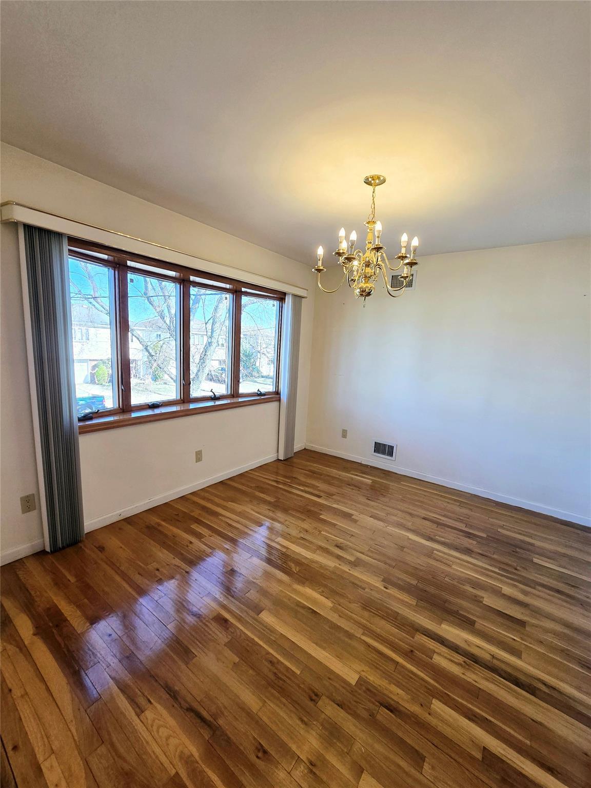 Single Family 81st  Queens, NY 11414, MLS-837712-10