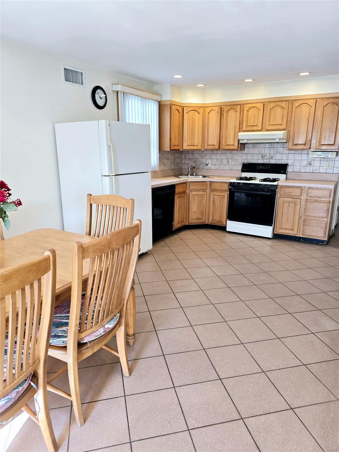Single Family 81st  Queens, NY 11414, MLS-837712-14