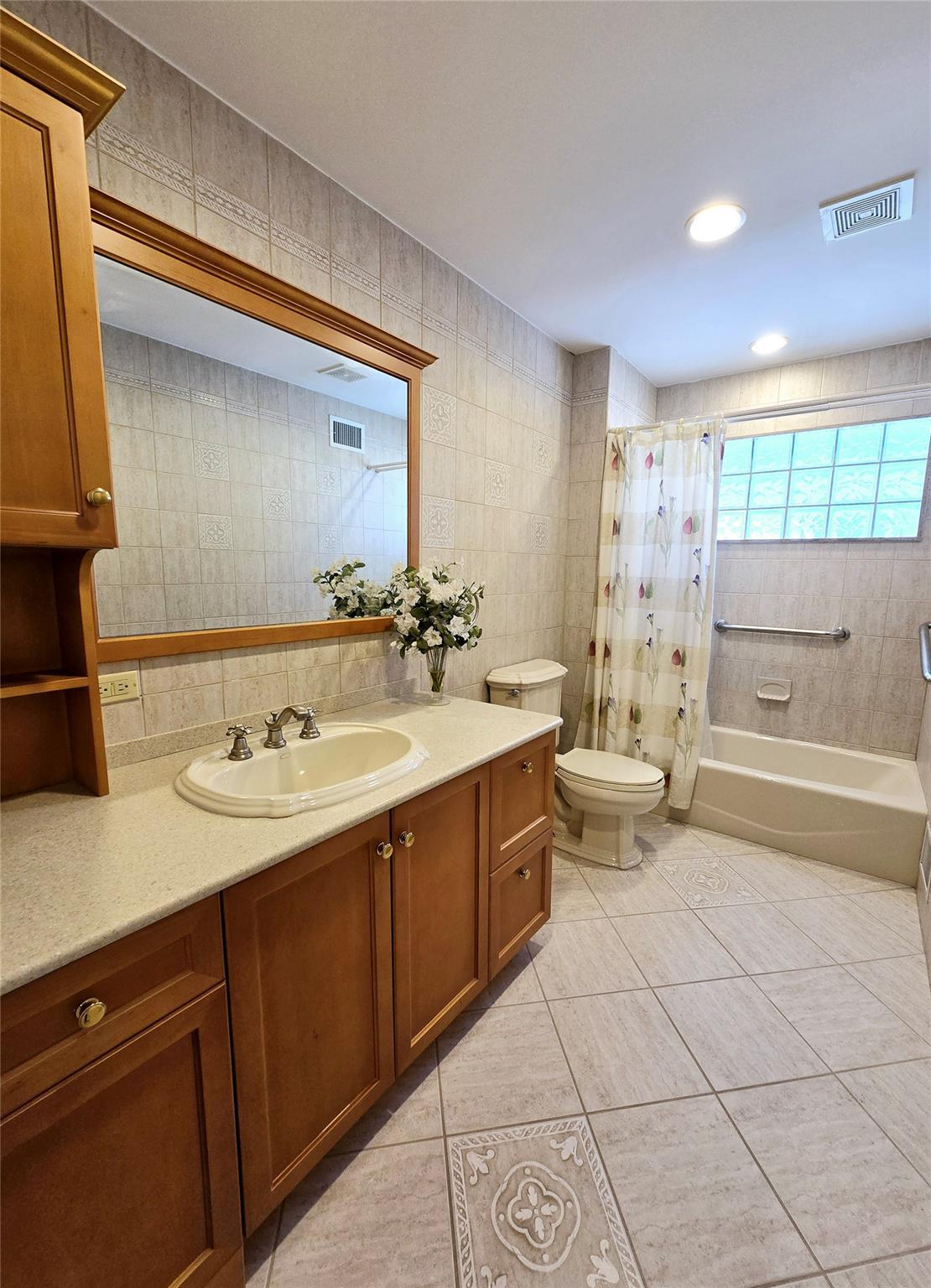 Single Family 81st  Queens, NY 11414, MLS-837712-6