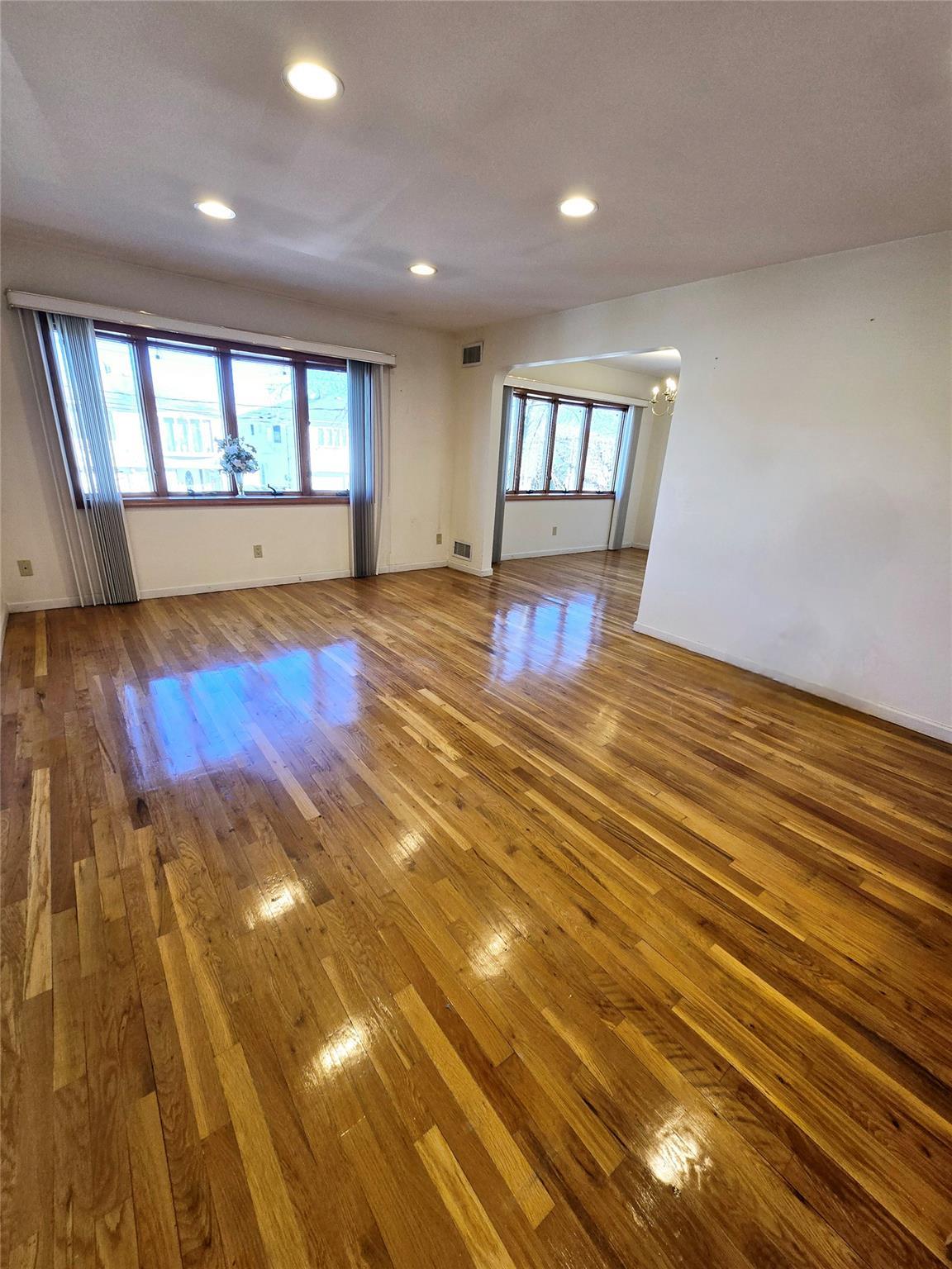 Single Family 81st  Queens, NY 11414, MLS-837712-9