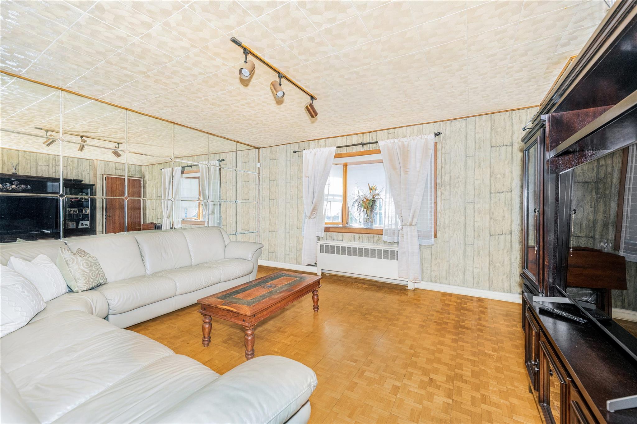 Single Family Bruner  Bronx, NY 10469, MLS-837721-2