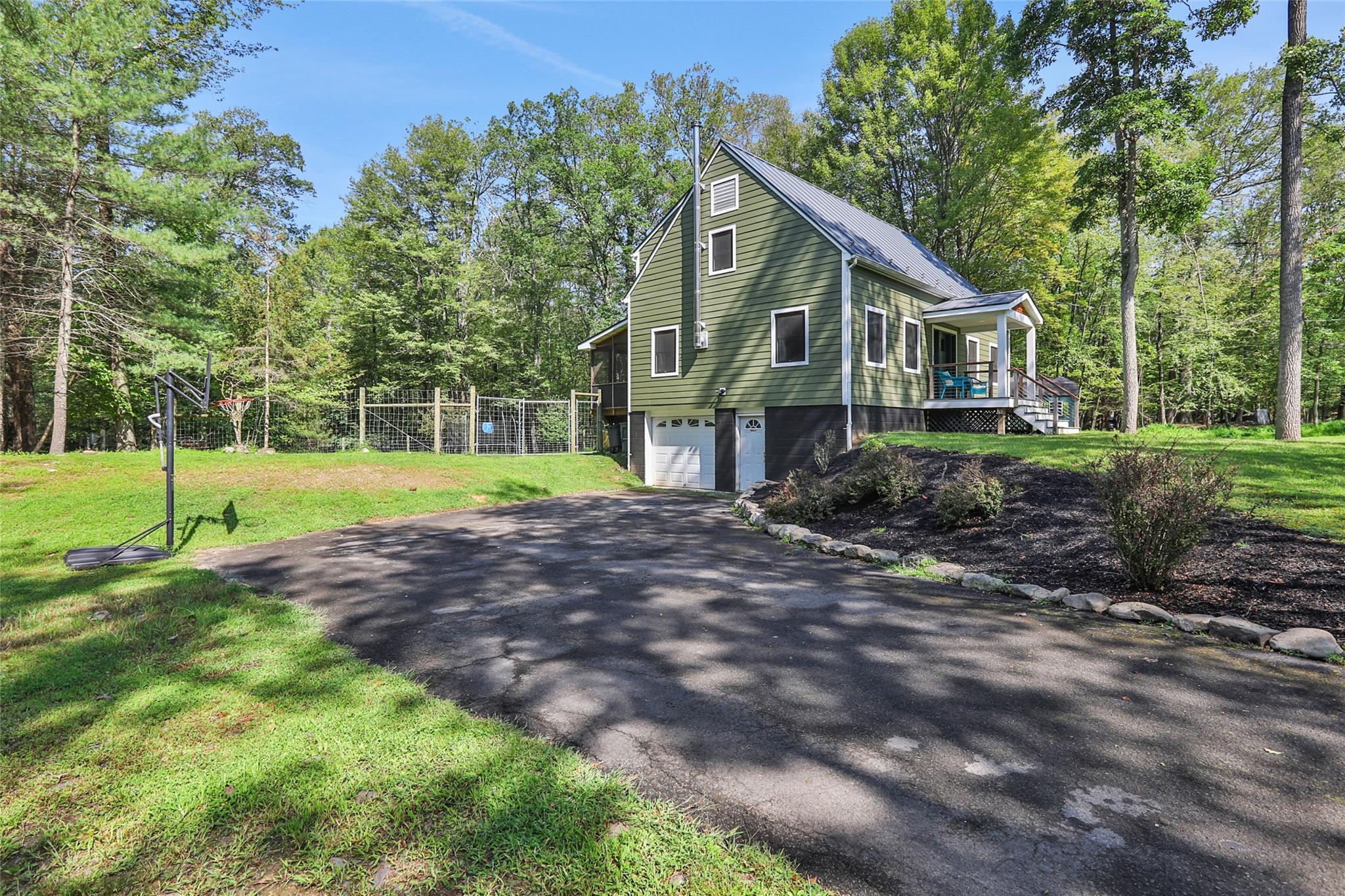 Single Family Brown Station  Ulster County, NY 12461, MLS-837742-2