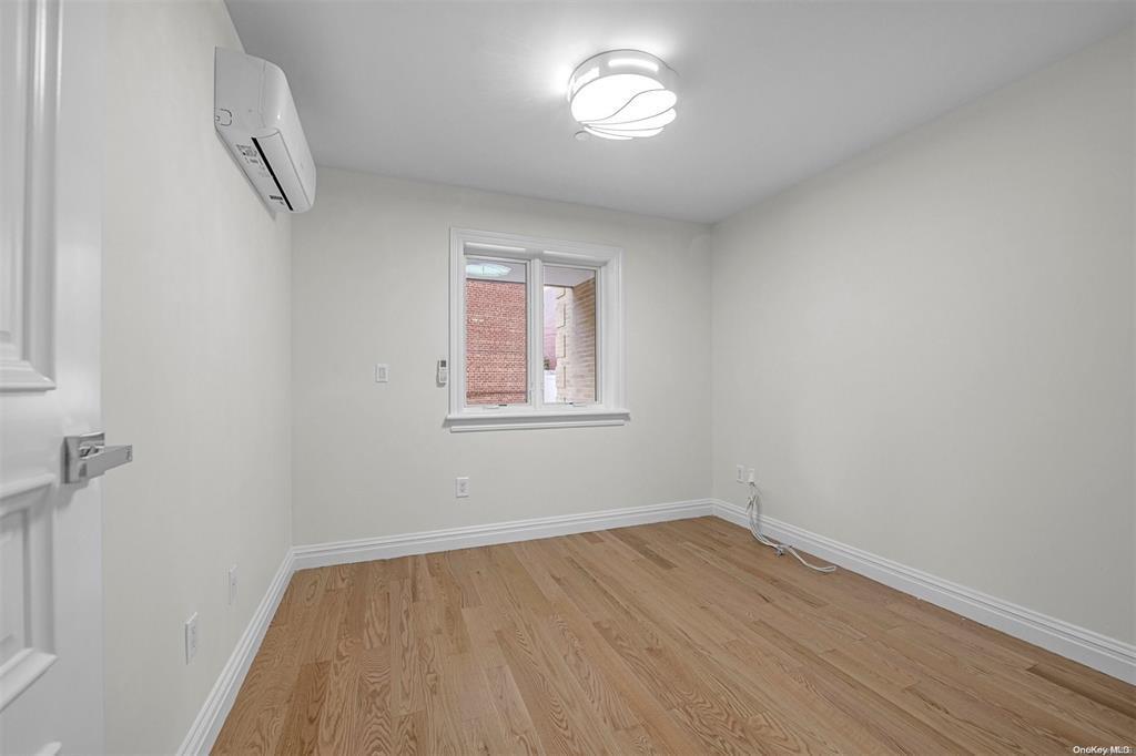 Single Family 32nd  Queens, NY 11354, MLS-837767-13