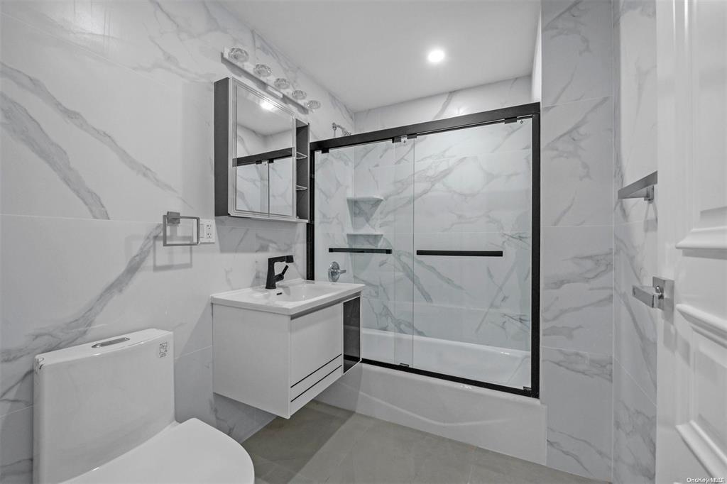 Single Family 32nd  Queens, NY 11354, MLS-837767-14